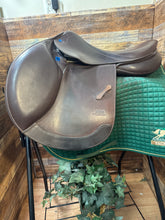 17.5" Stubben Portos Jump Saddle