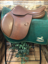 16.5" Collegiate Close Contact Saddle