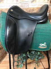 17.5" Kent & Masters Dressage Saddle