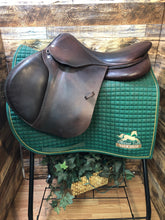 17.5" Devoucoux Biarritz S Close Contact Saddle (2016)