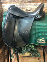 17" Albion SLK Dressage Saddle
