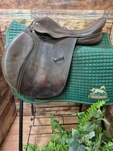 16" Collegiate Jump Saddle