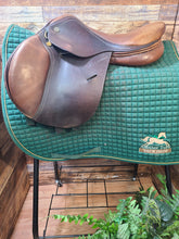 15" Beval Close Contact Saddle