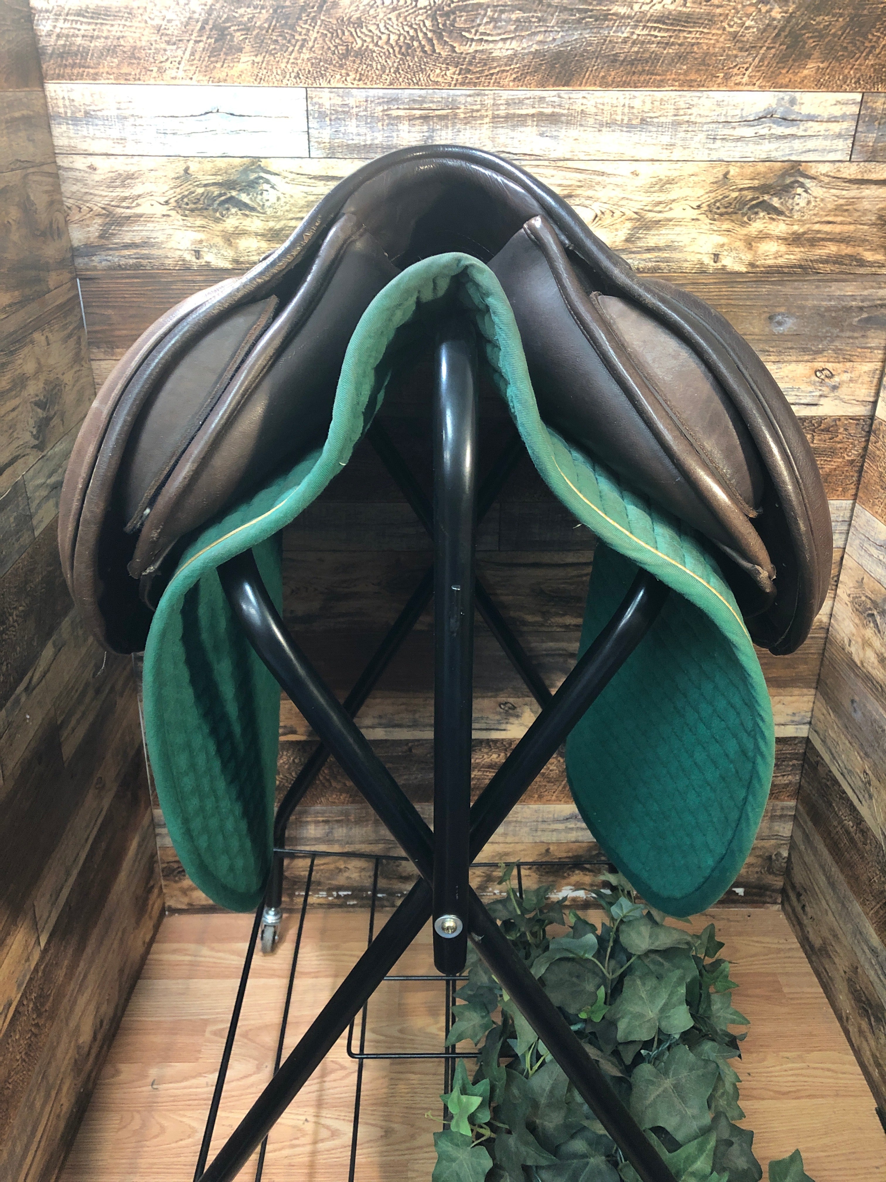 14.5" Ruby Roo Saddle