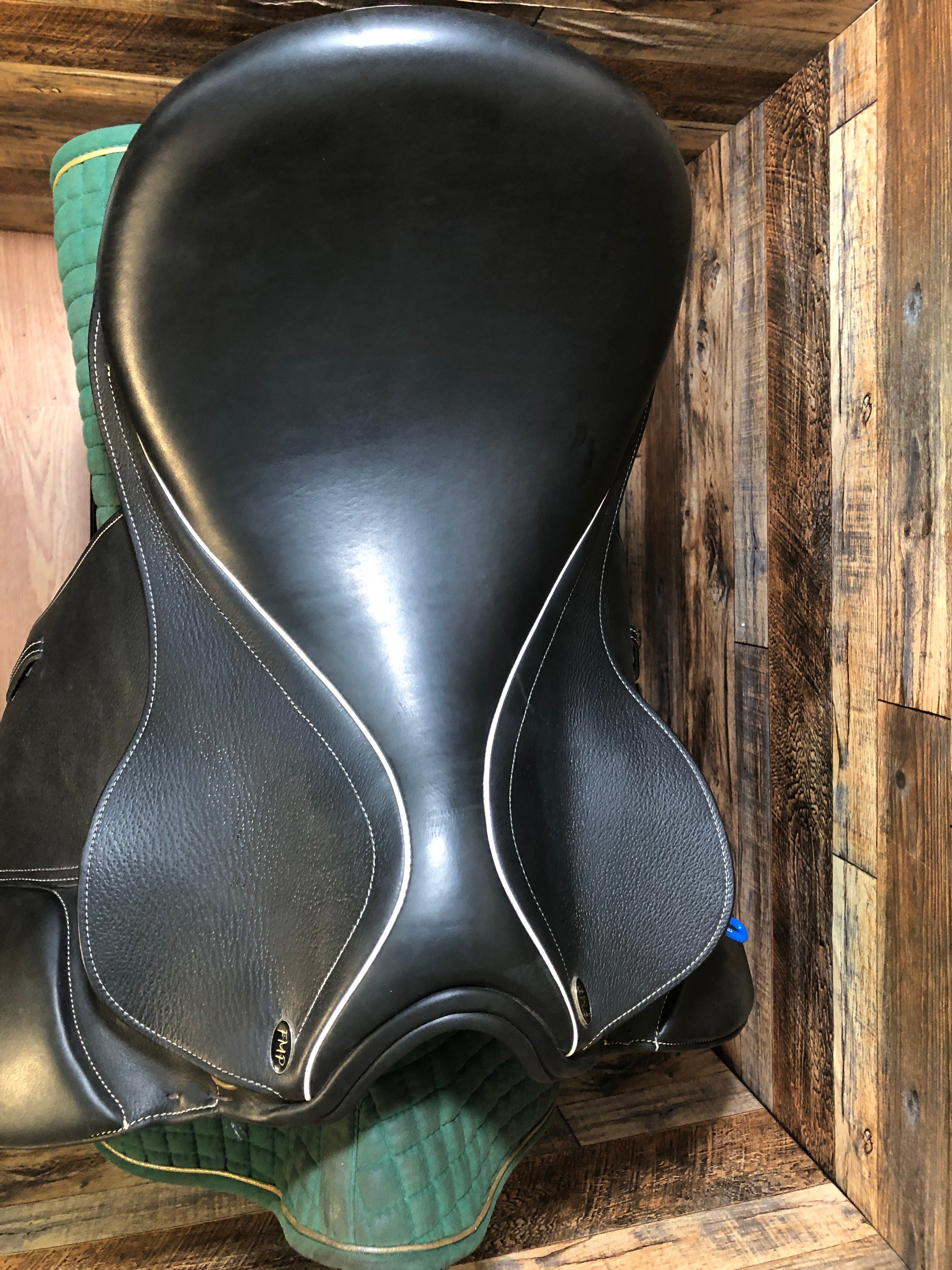 18" FMP Adjustable Fresian Aachen Dressage Saddle