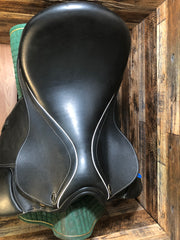 18" FMP Adjustable Fresian Aachen Dressage Saddle