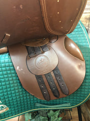 16.5" Collegiate Close Contact Saddle