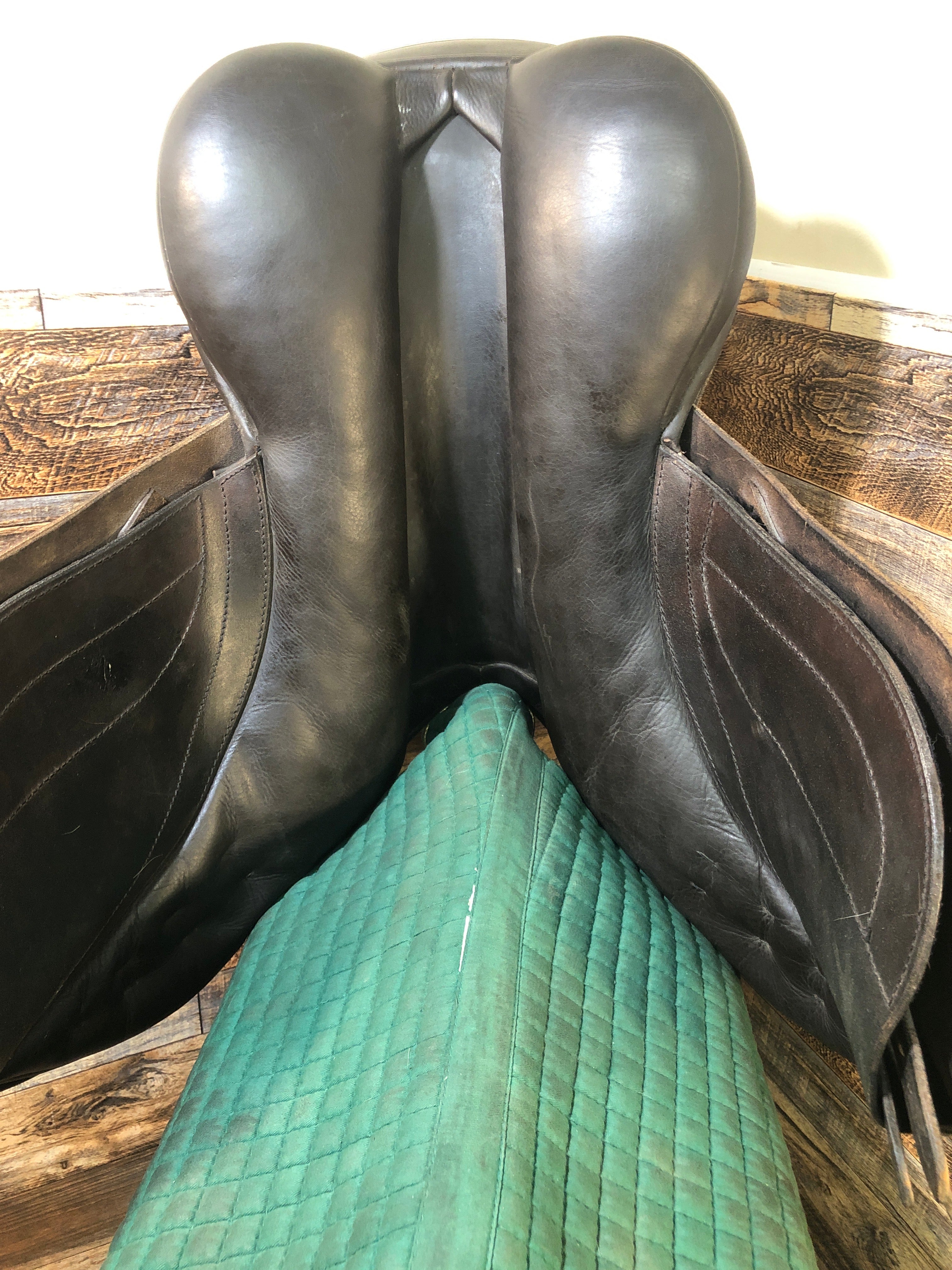 18" Black Country Wexford AP 18648 MW