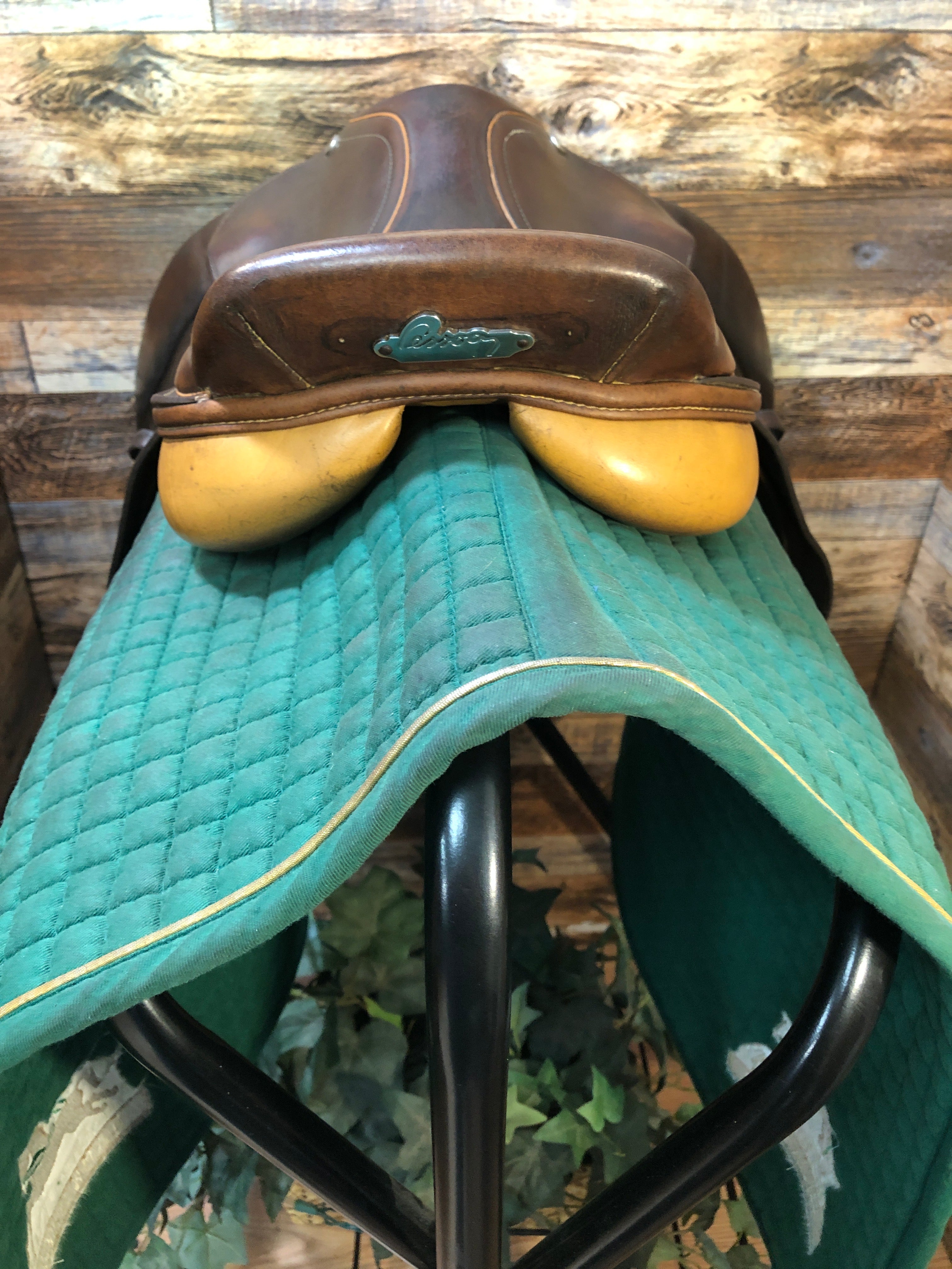 15 3/4" Pessoa Paris 3.5' tree/ 12 3/4" flap