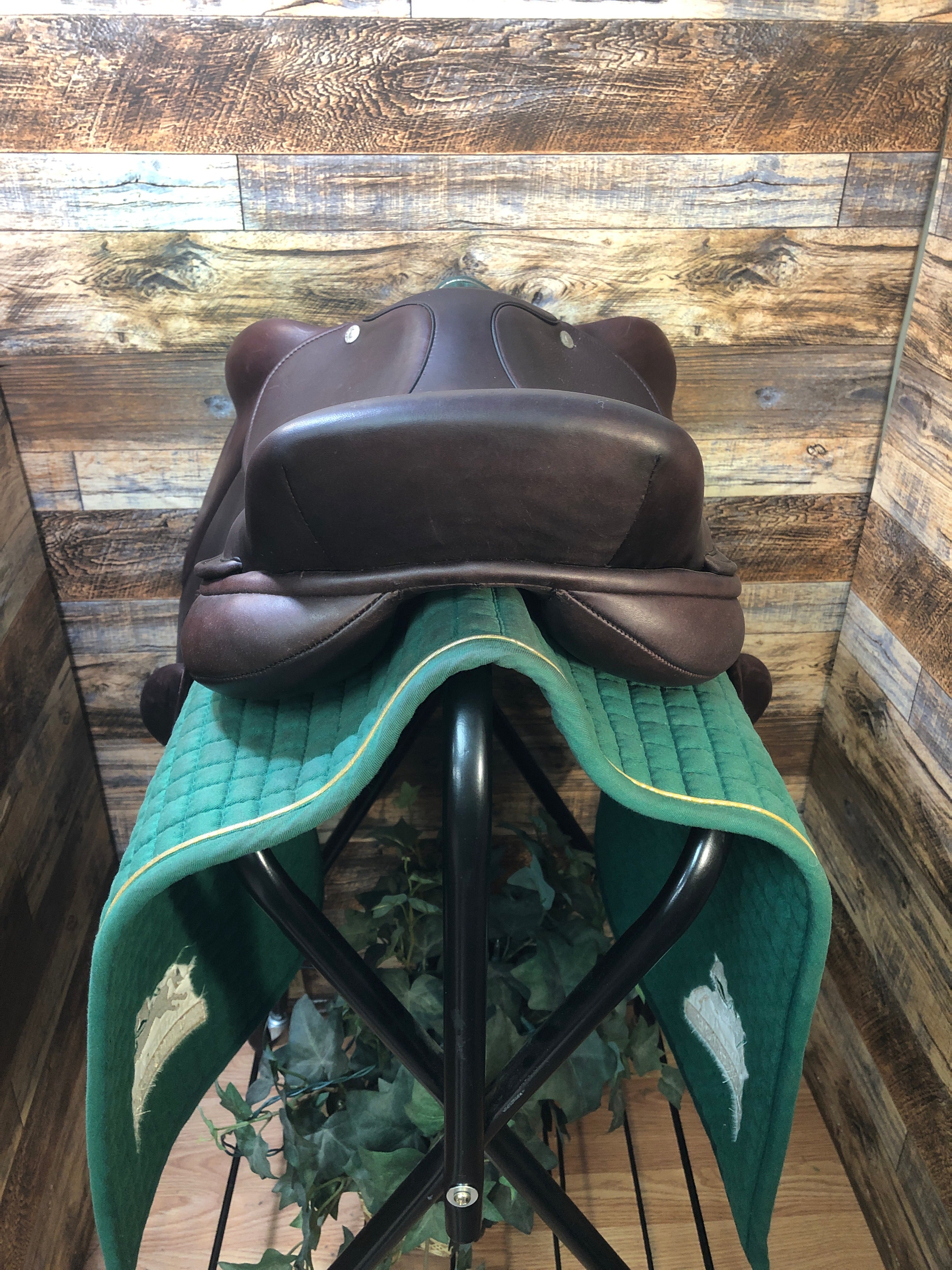 17" Dover Circuit Monoflap Jump Saddle