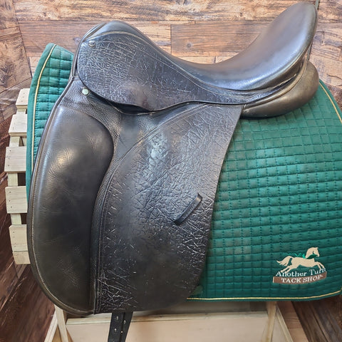 17.5" County Connection Dressage