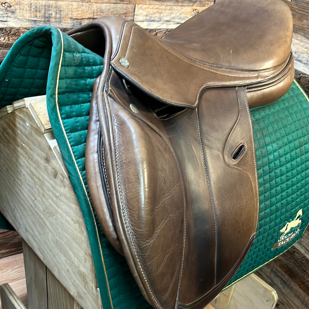 17.5" HDR Close Contact Saddle