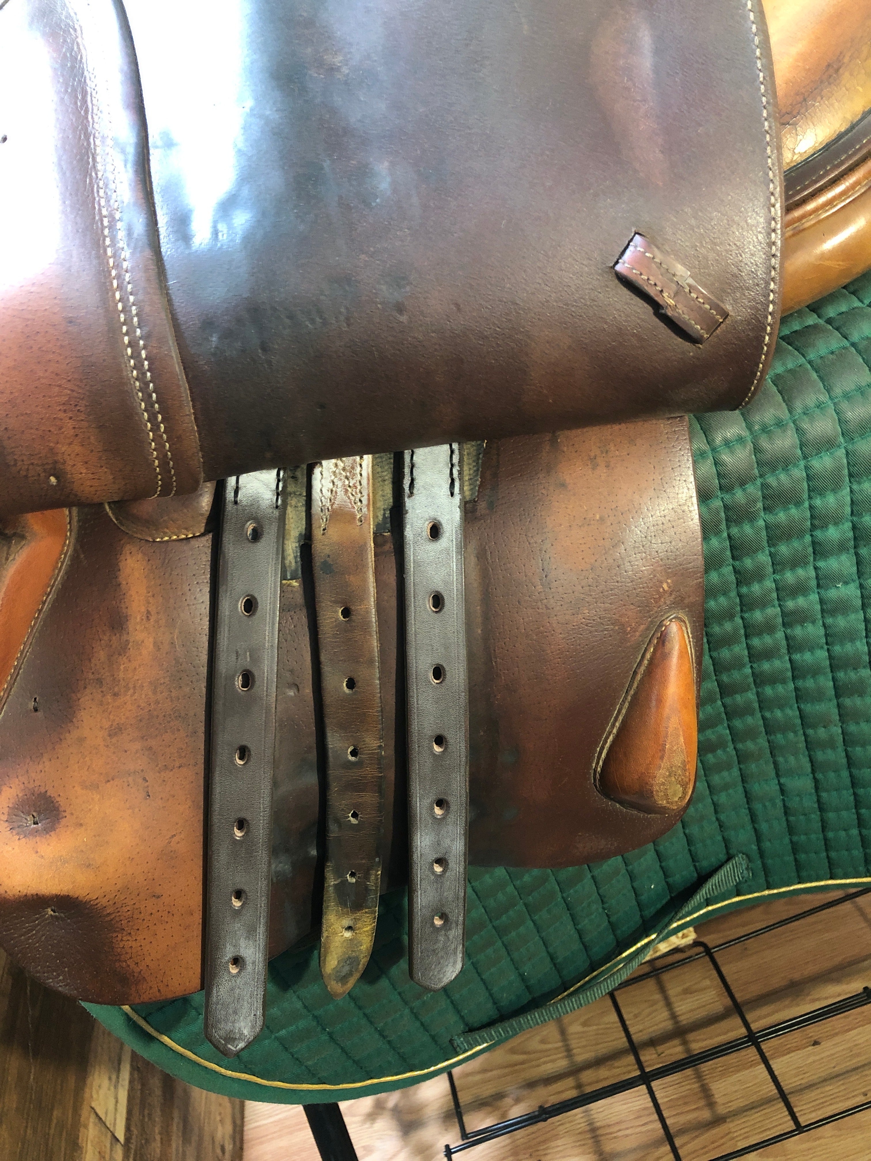 16" Devoucoux Huarra CC Saddle