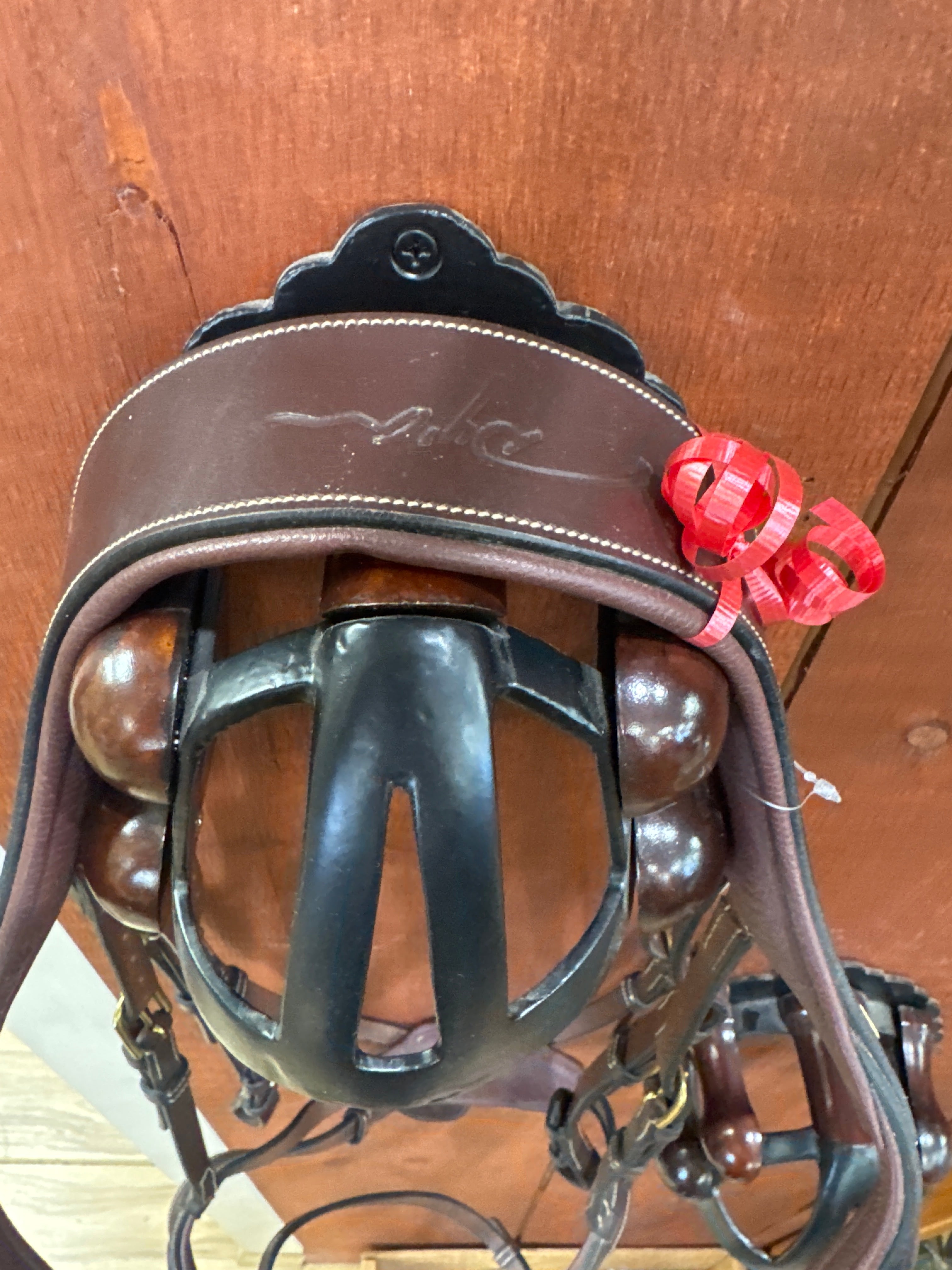 Dyon Difference Bridle Therapeutic with Poll Relief