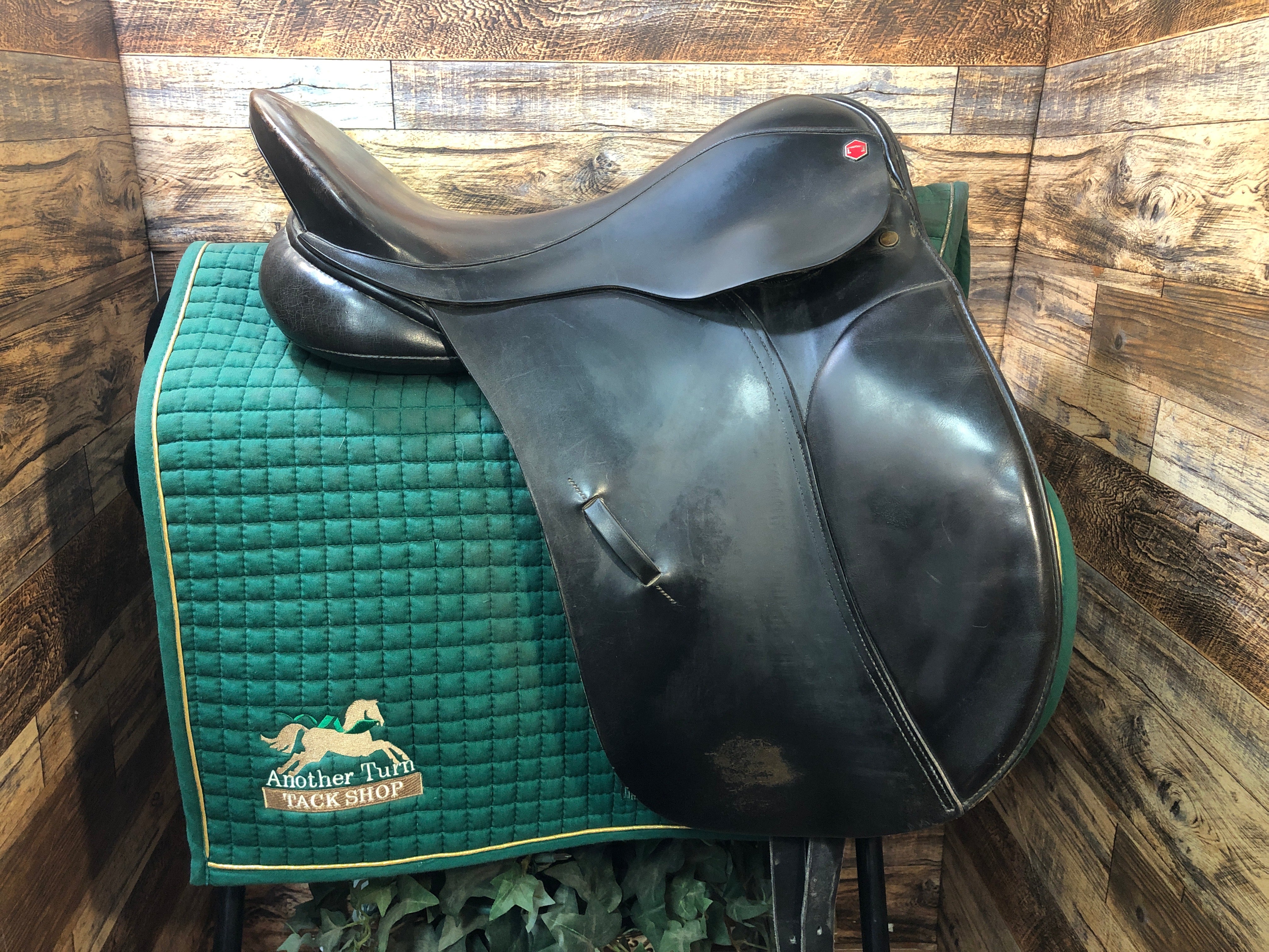 17.5" Albion Original Comfort Dressage Saddle