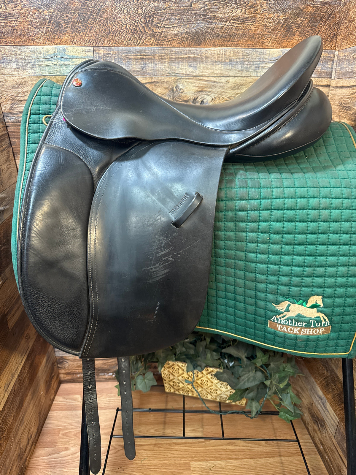 17" Euroriding Diamant Dressage Saddle