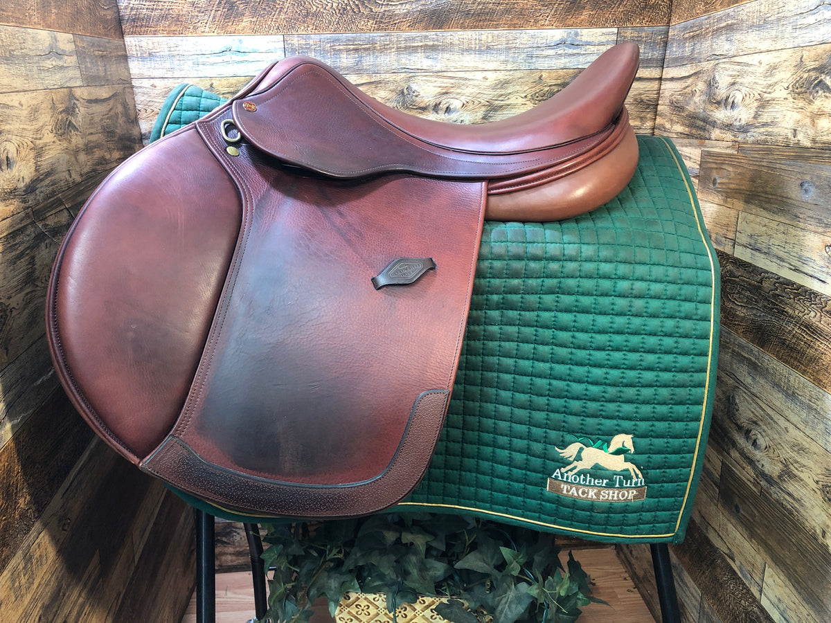 17.5" HDR Jump Saddle