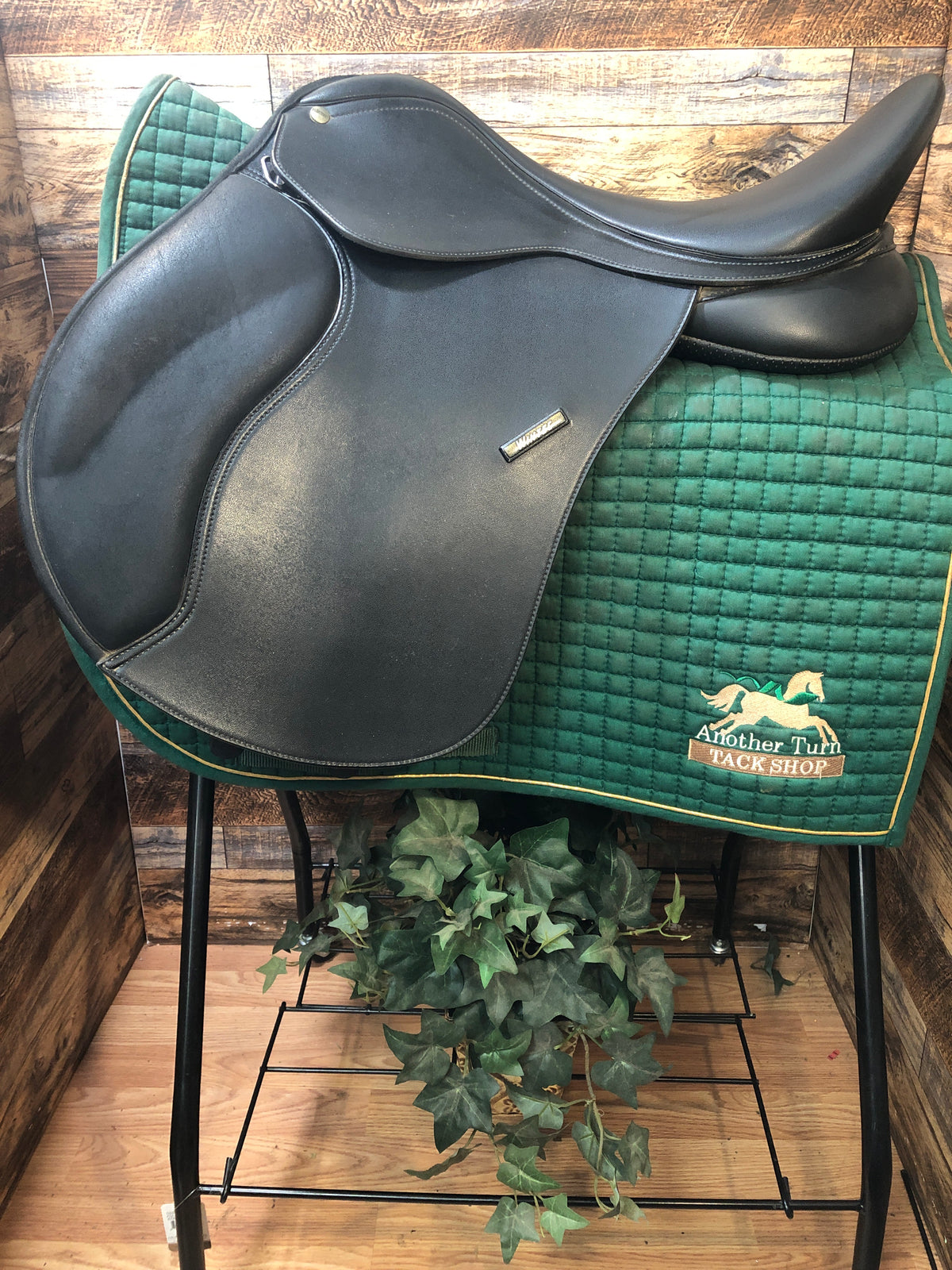17" Wintec 500 All Purpose Saddle