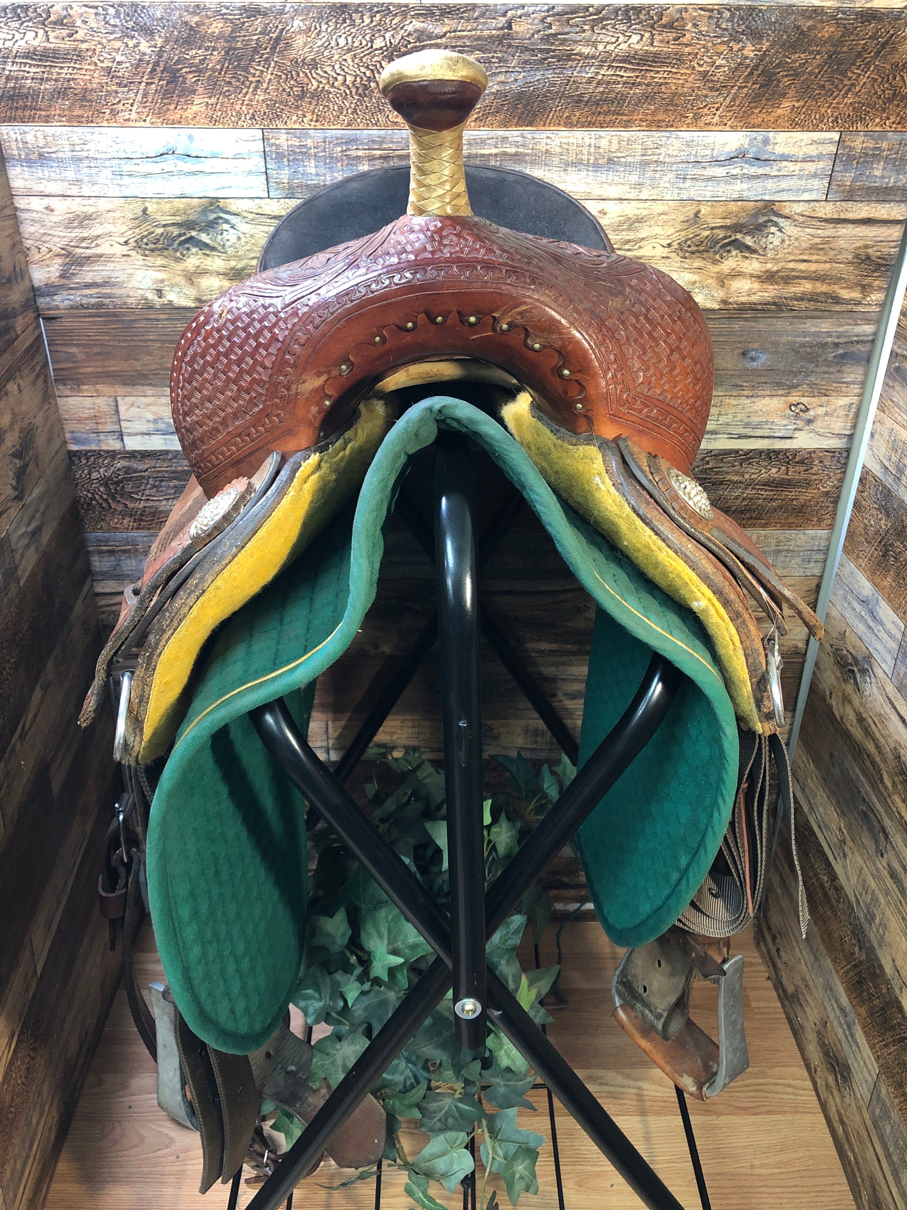15" Corriente Barrel Racing Saddle