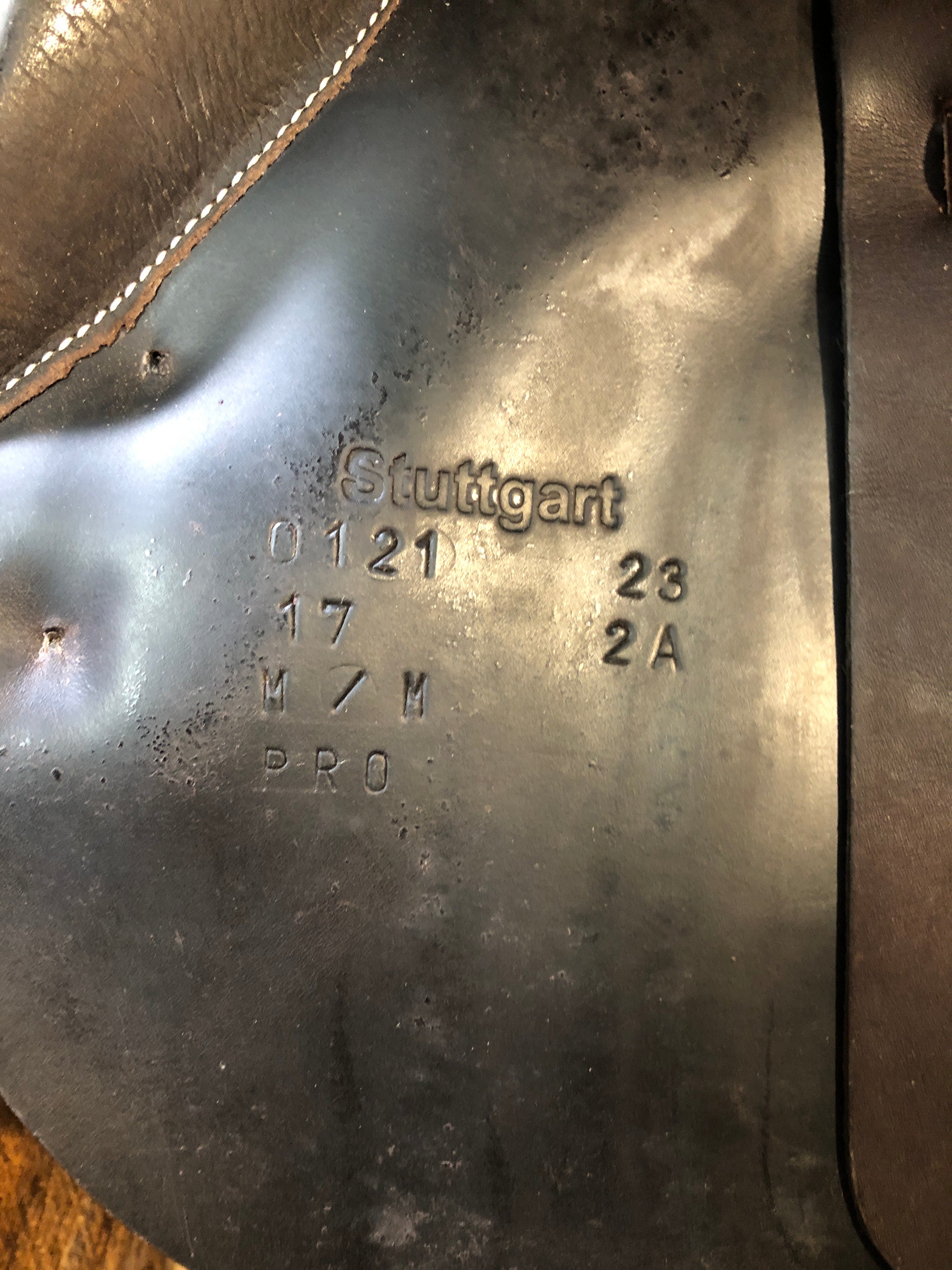 17" Voltaire Stuttgart Saddle (2023)