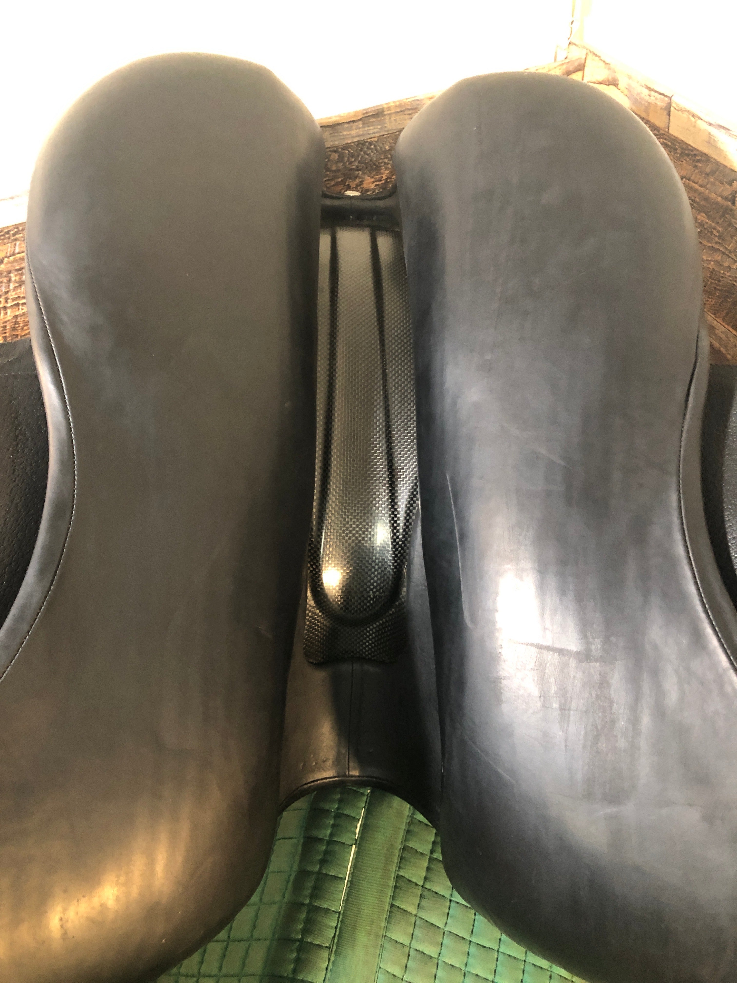 18" Devoucoux Harmonie Saddle