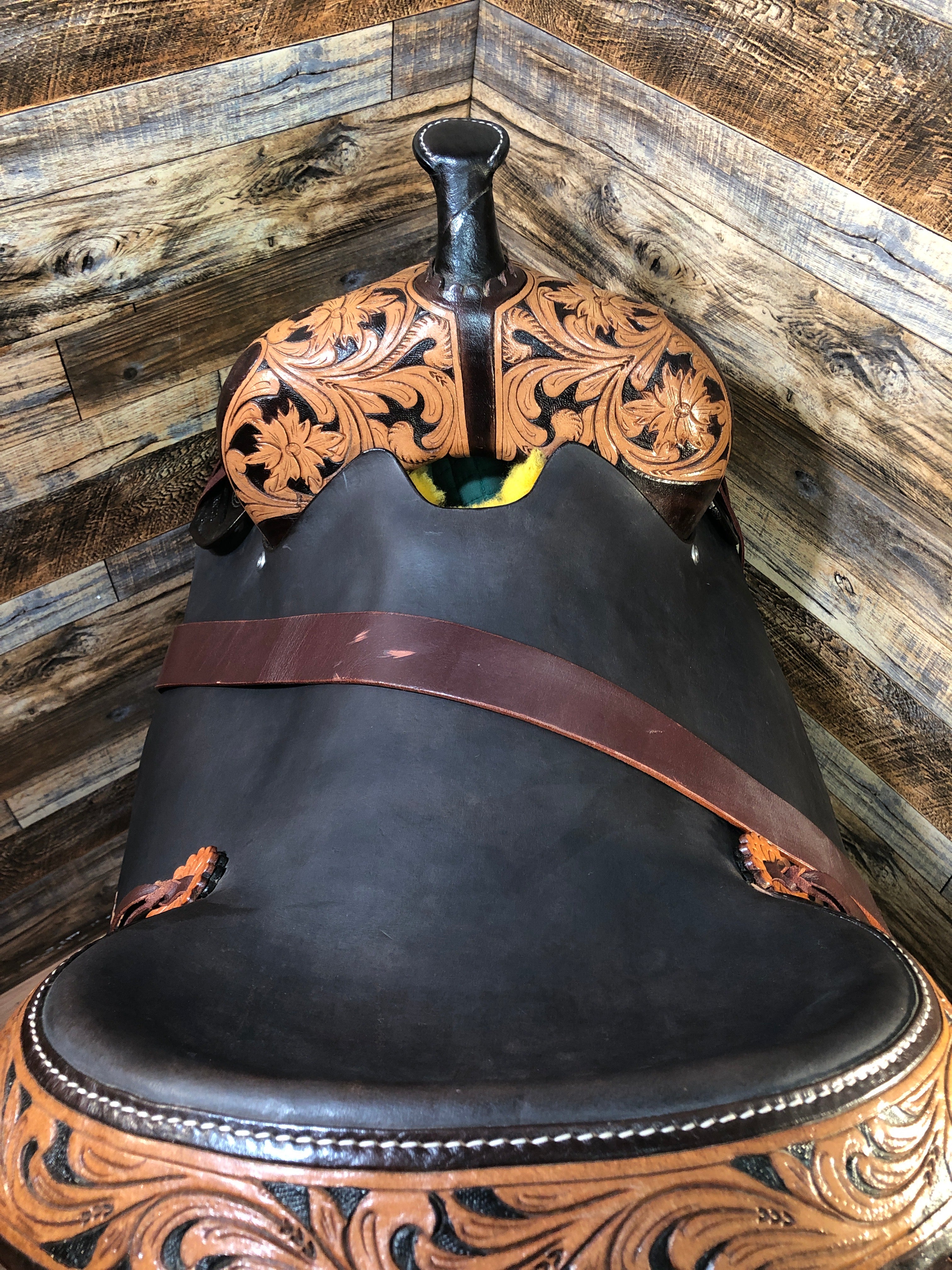 16" Royal King Western Saddle