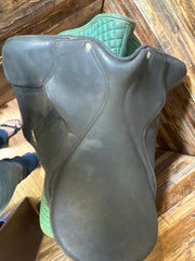 18" Wintec Isabell Dressage Saddle