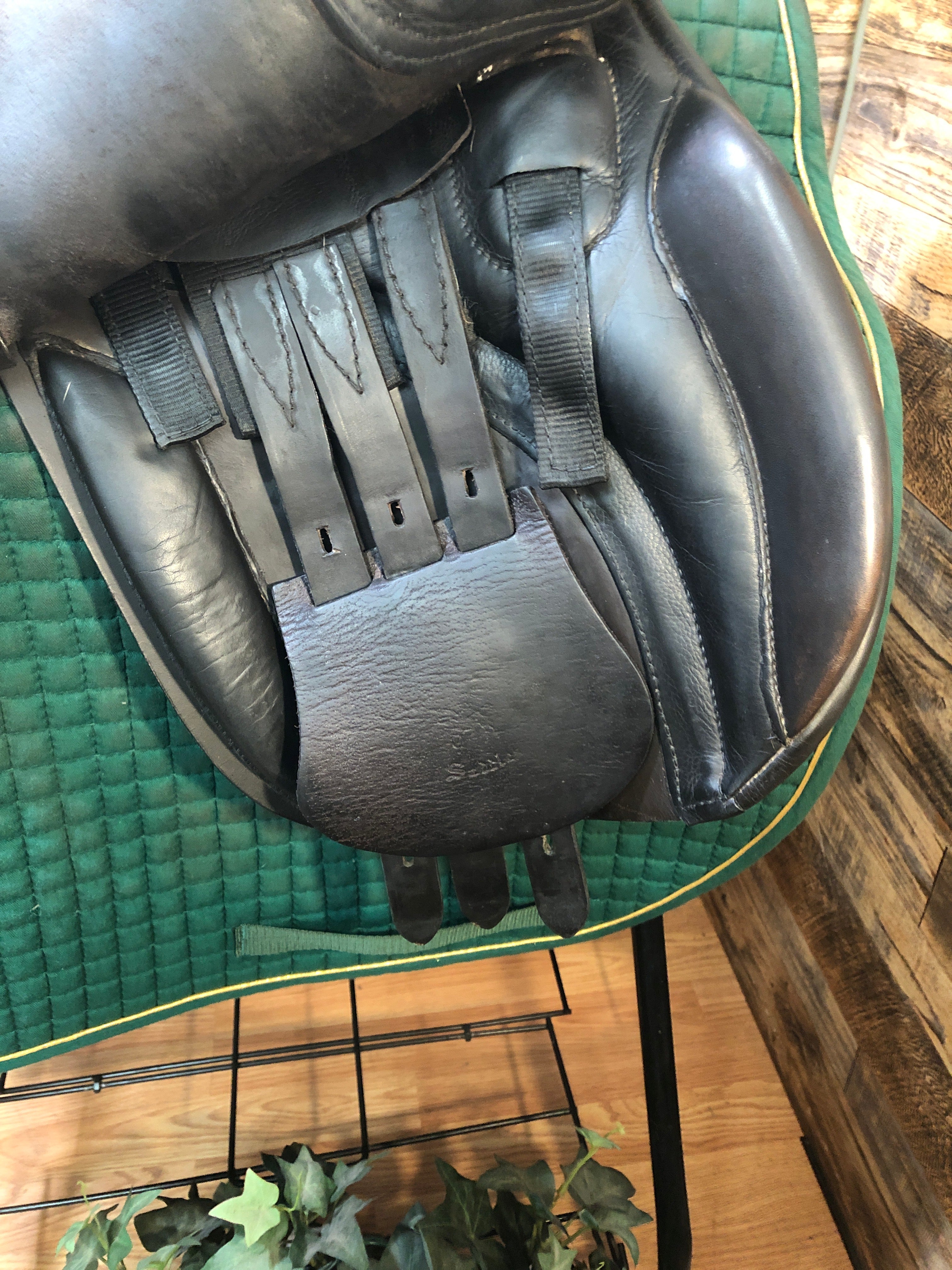 17.5" Black Country GP Saddle (2013)