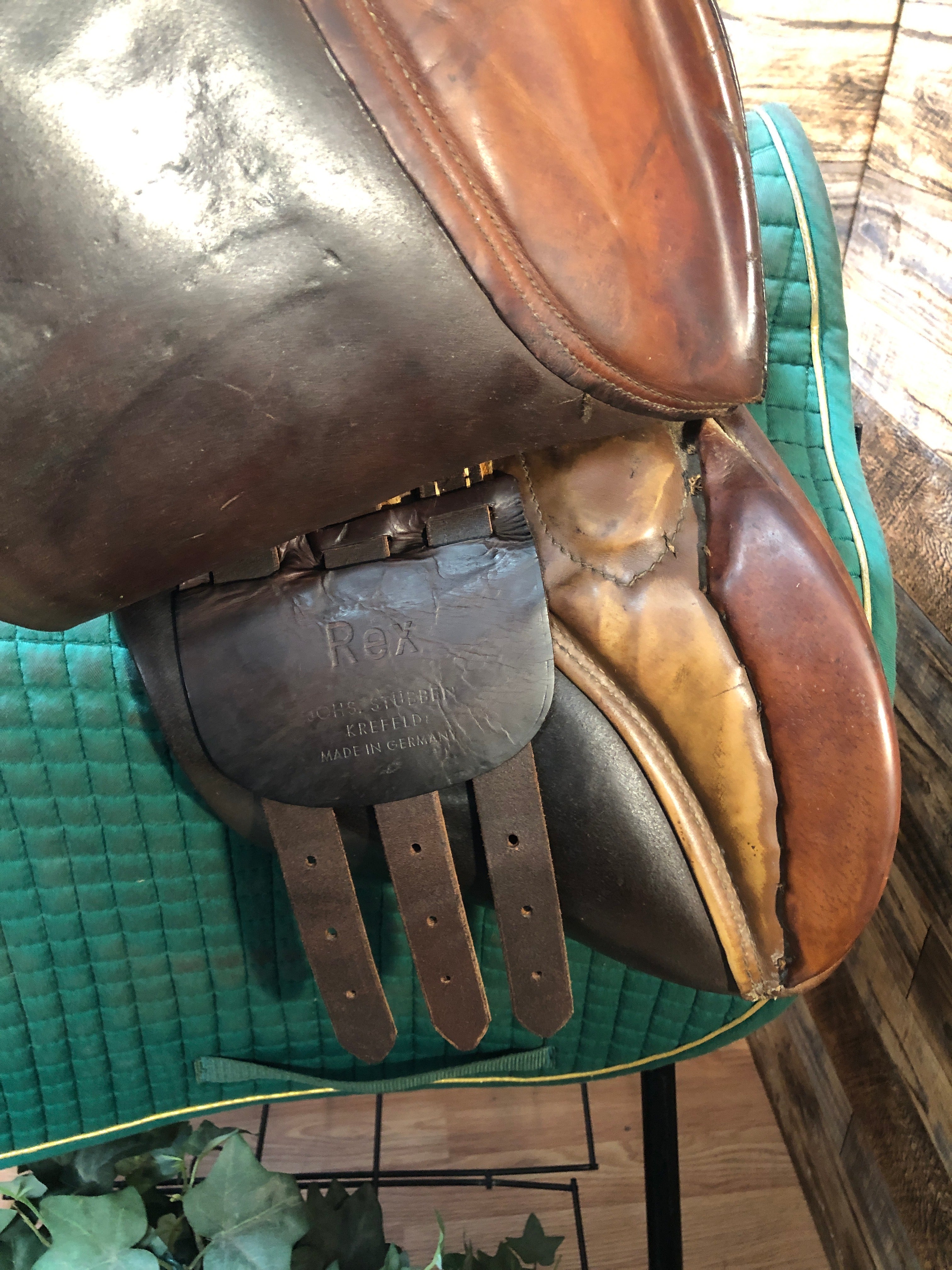 16" Stubben Rex Saddle 5" Tree/ 12" Flap 40761