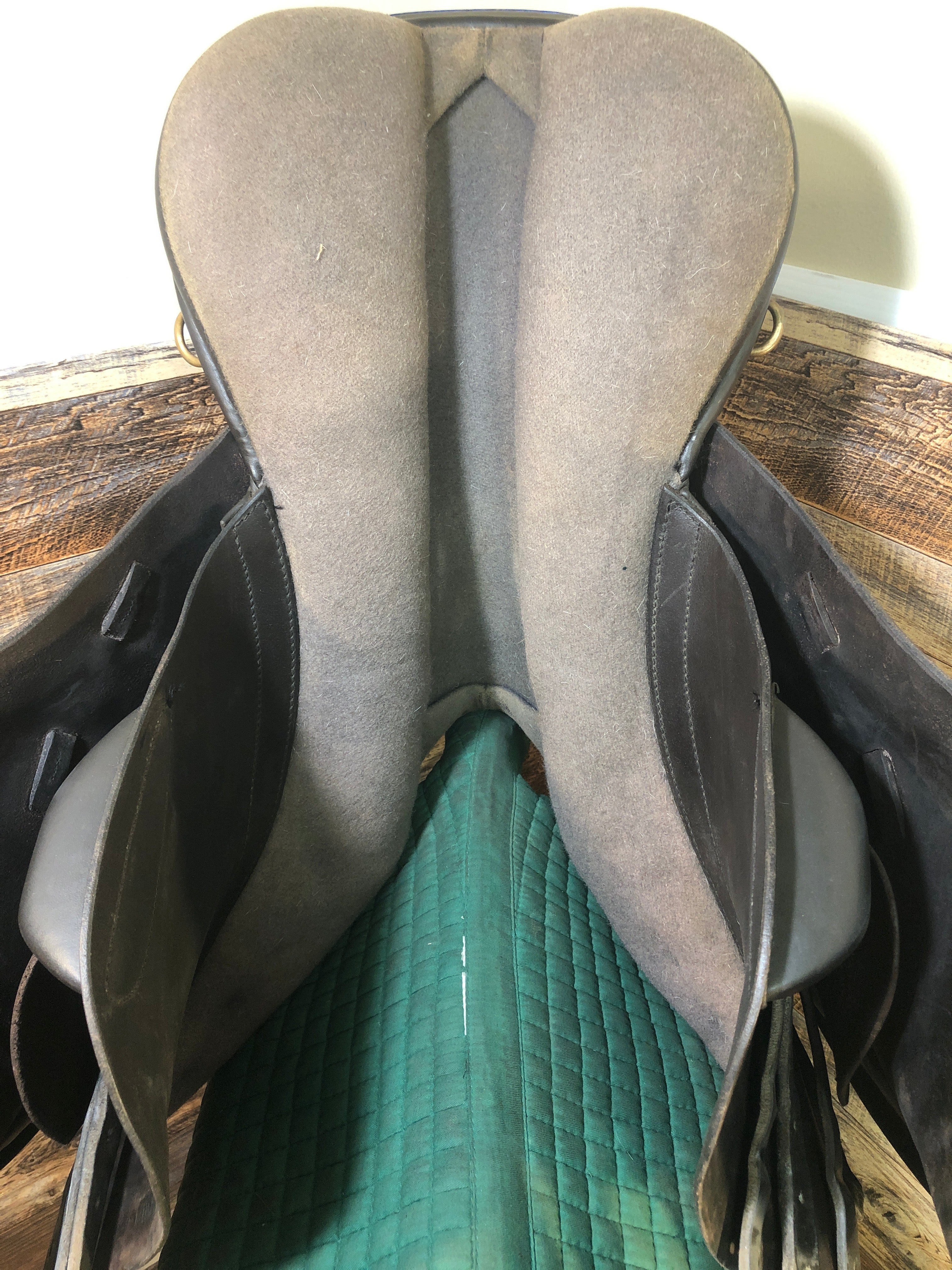 17.5" Black Country Tex Eventer Saddle