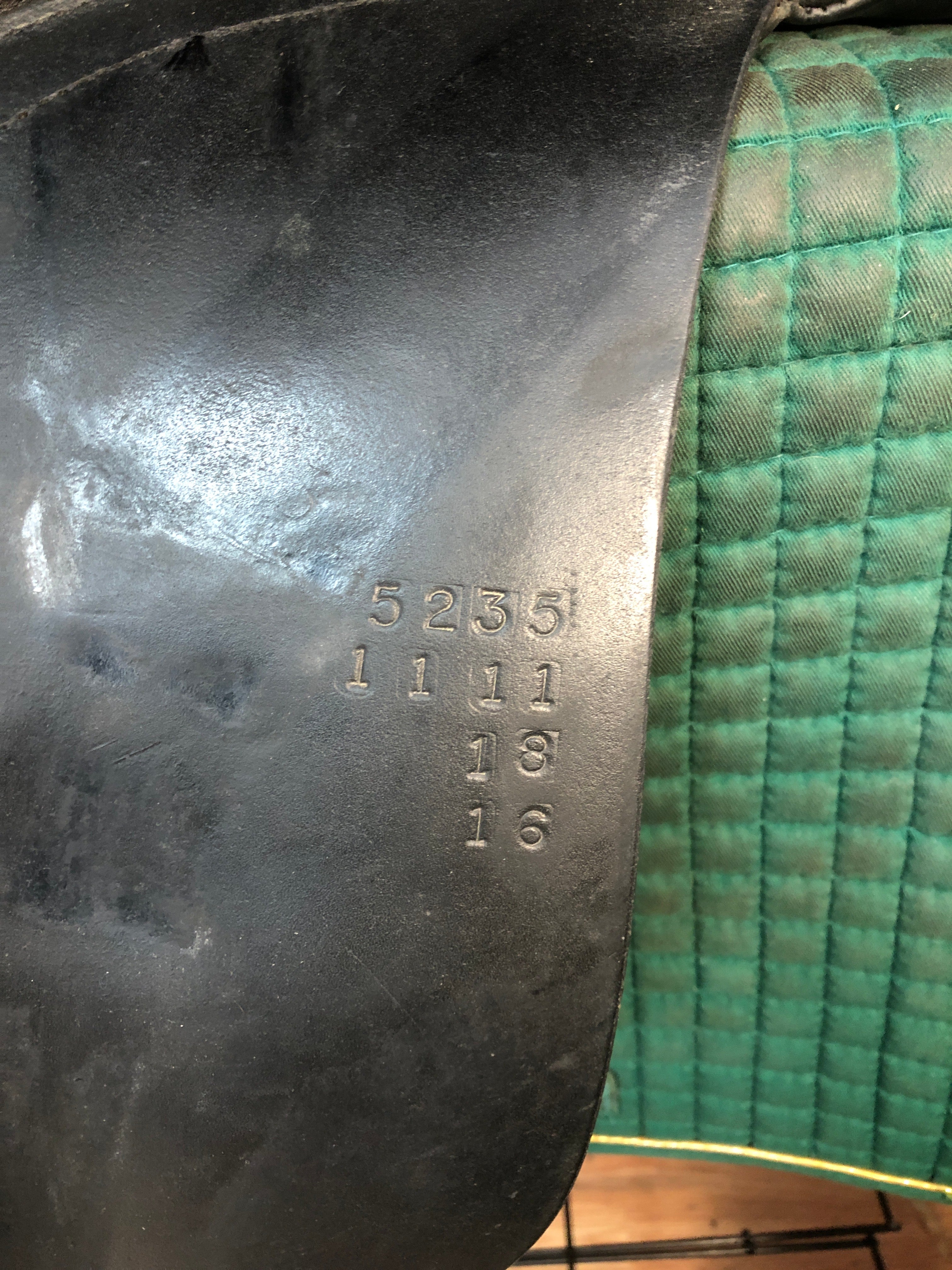 18" Custom WolfGang Solo Dressage Saddle