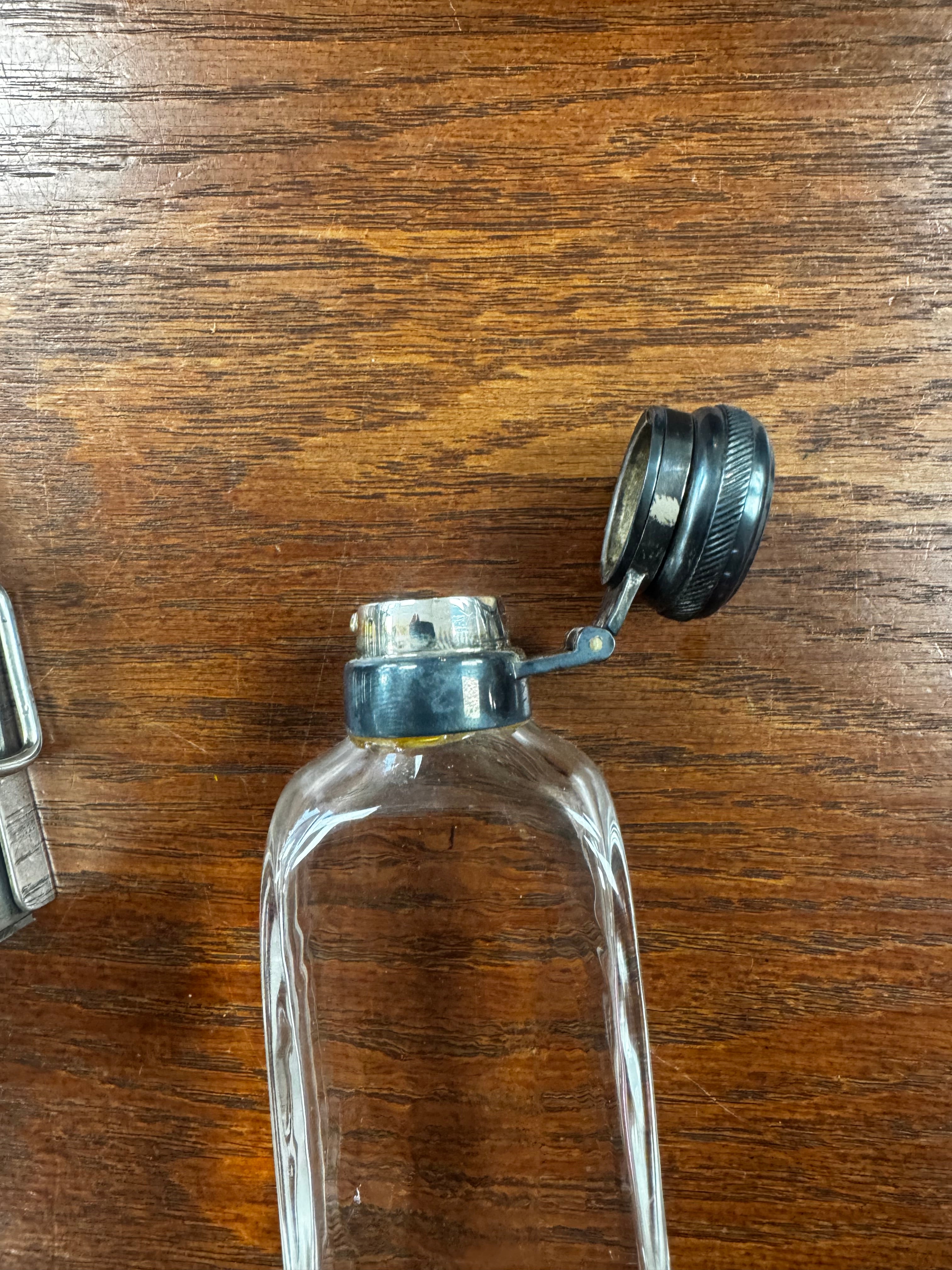 Ladies' Sandwich Leather Case w/ Flask