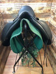 17.5" Equipe Dressage - Foam w/ cover
