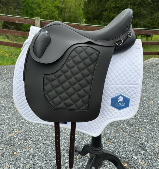 17.5" H&S Parceria Working Equitatioj Saddle