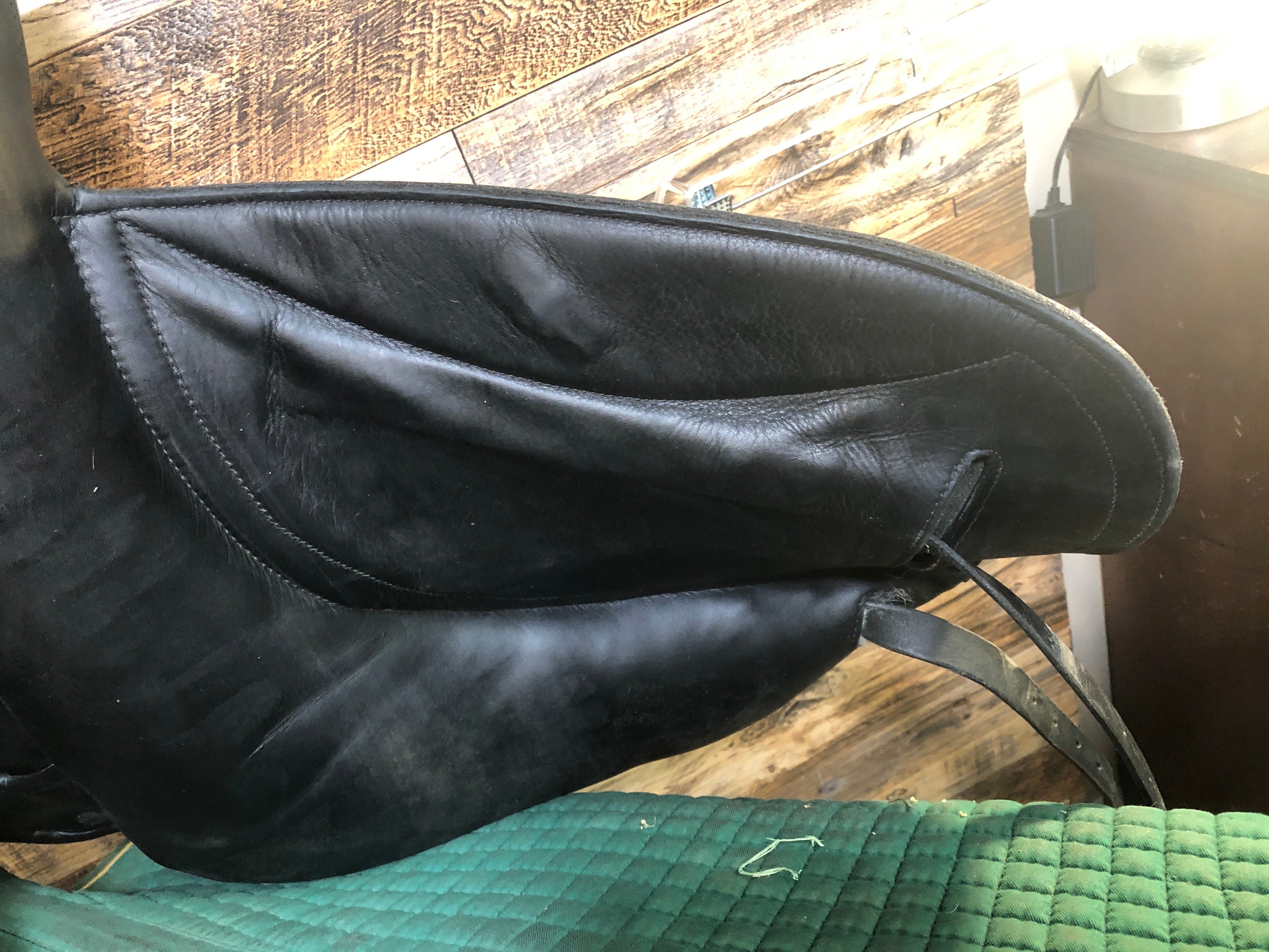 17.5" Cardhu Monoflap N2 Saddle