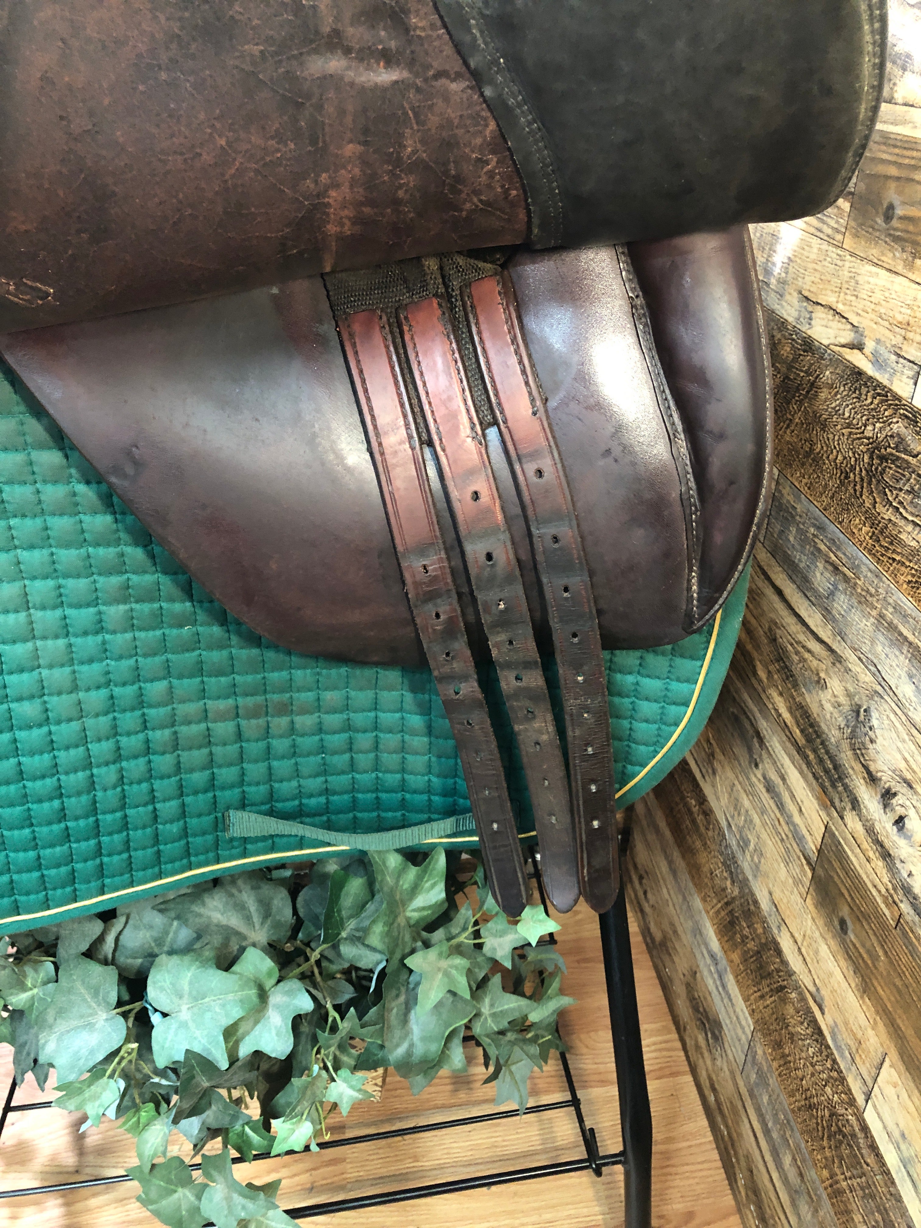 18" Tucker Equitation & Endurance Saddle
