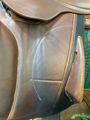 17.5" Arion Monoflap Jump Saddle