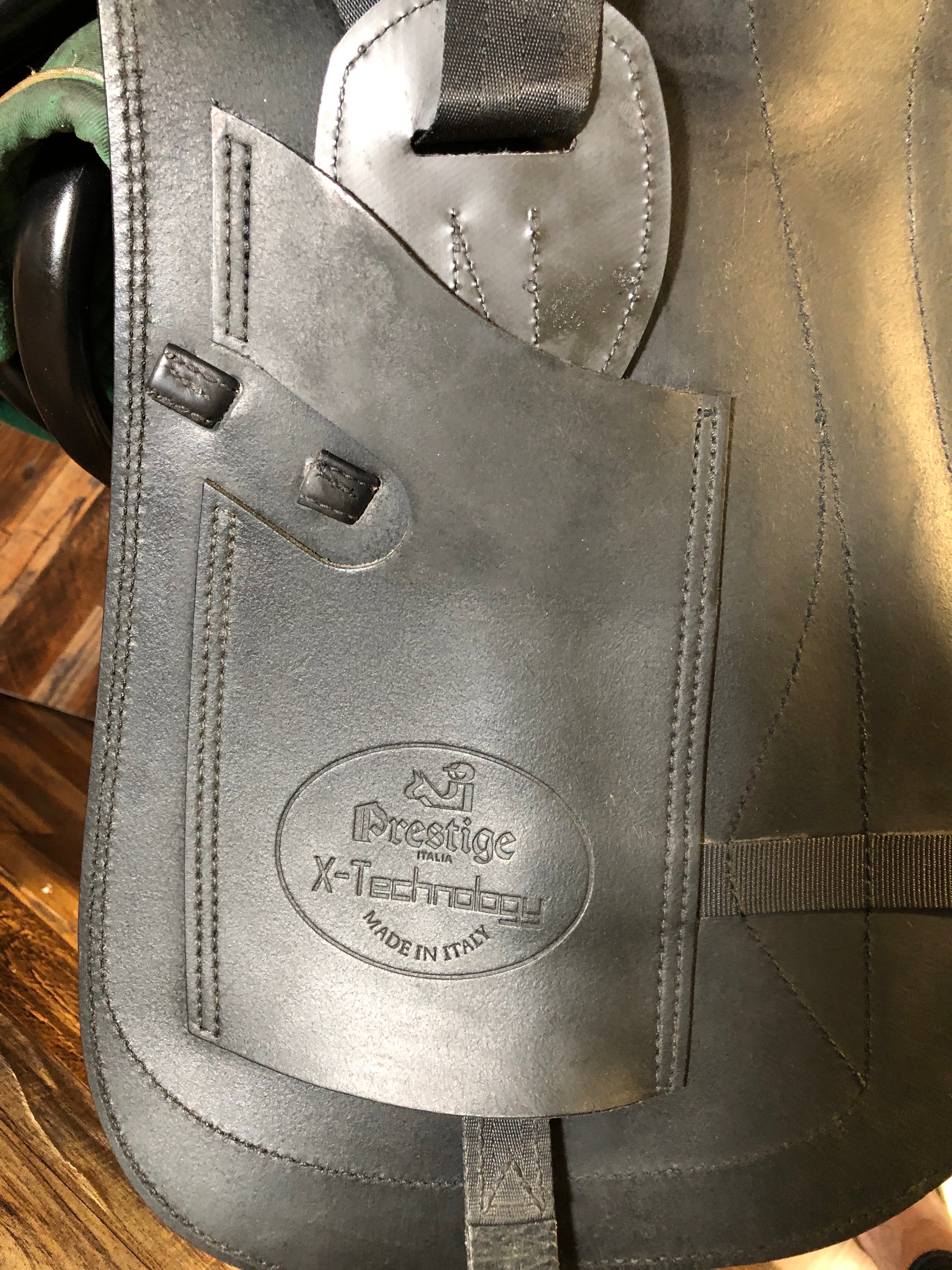 18" Prestige D2K Dressage Saddle