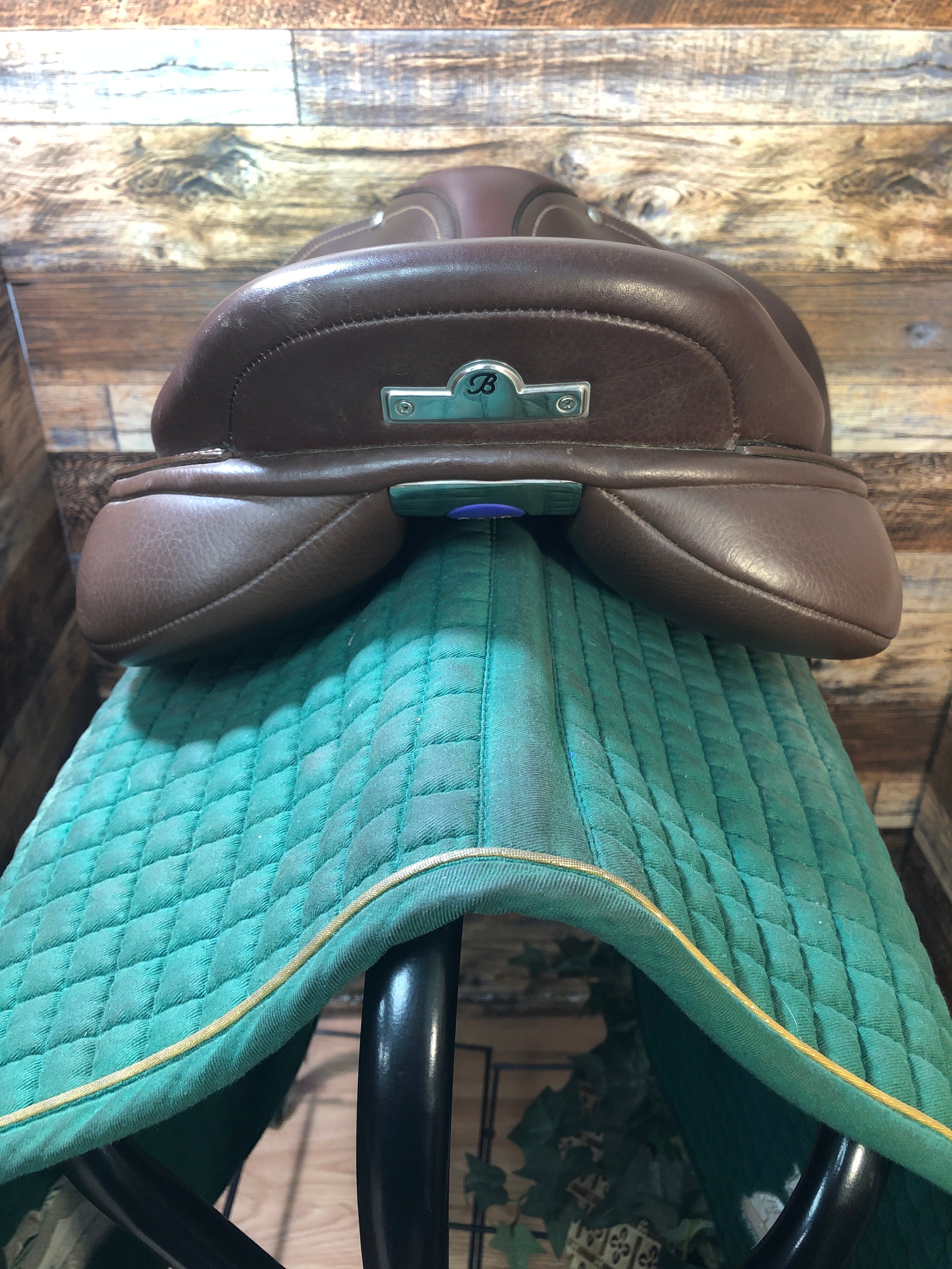 17" Bates Jump Saddle