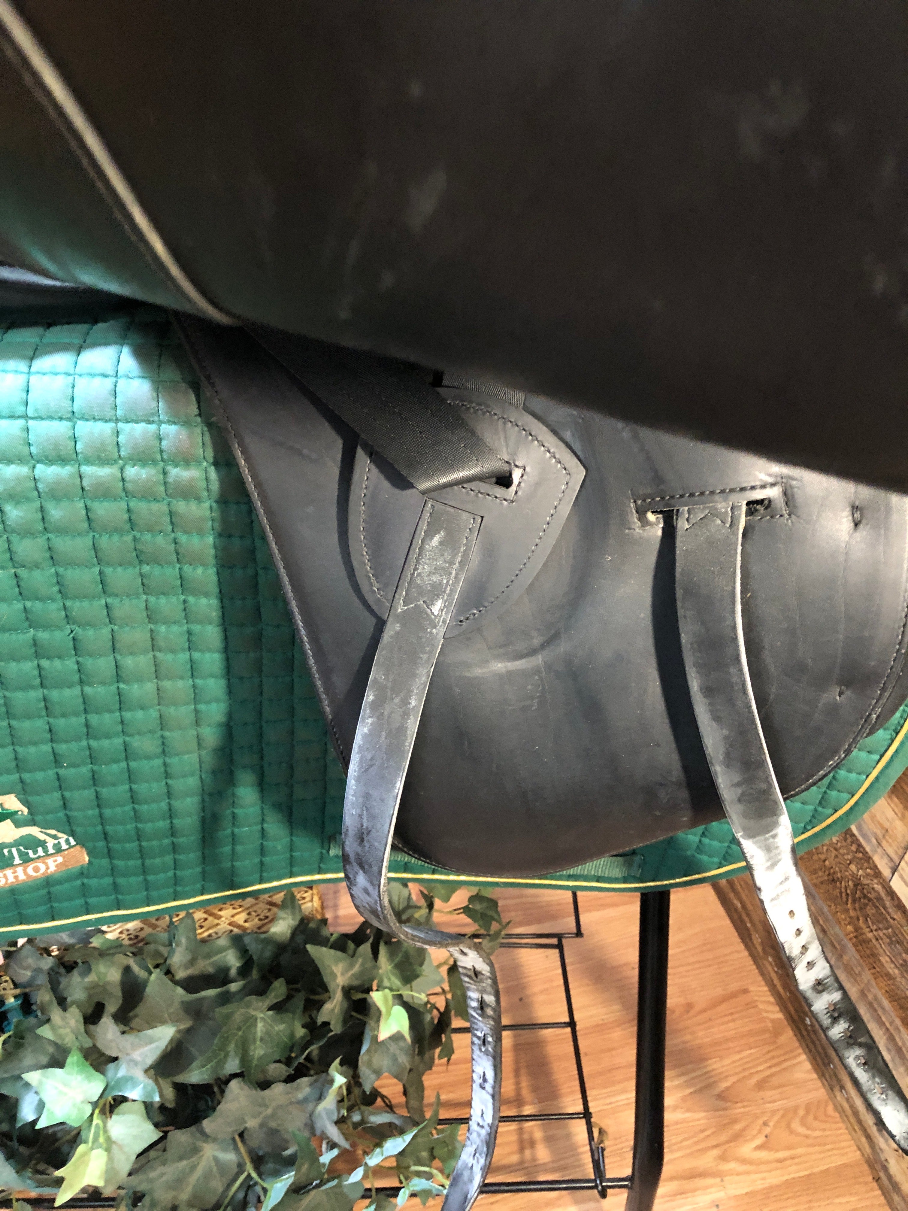 17.5" Erreplus Elena Dressage Saddle