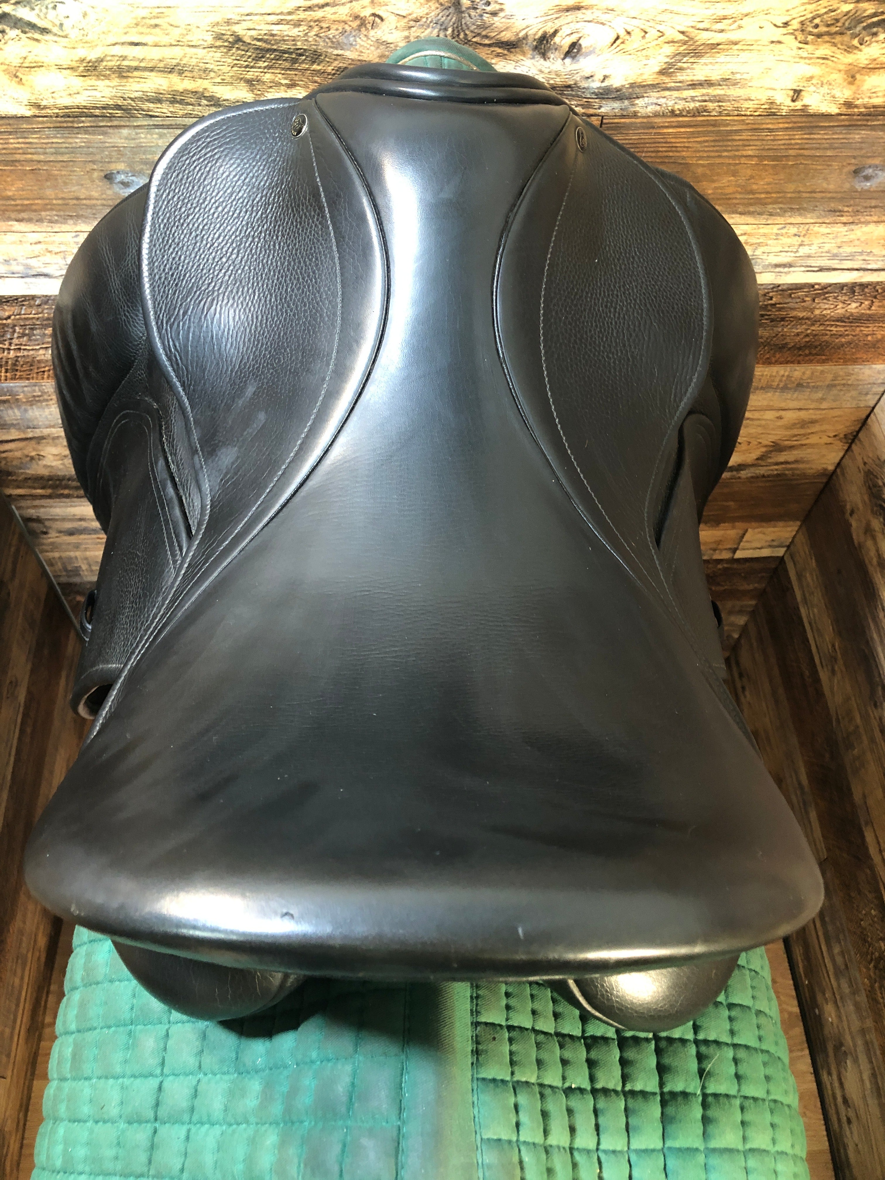 17.5" County Perfection Dressage Saddle