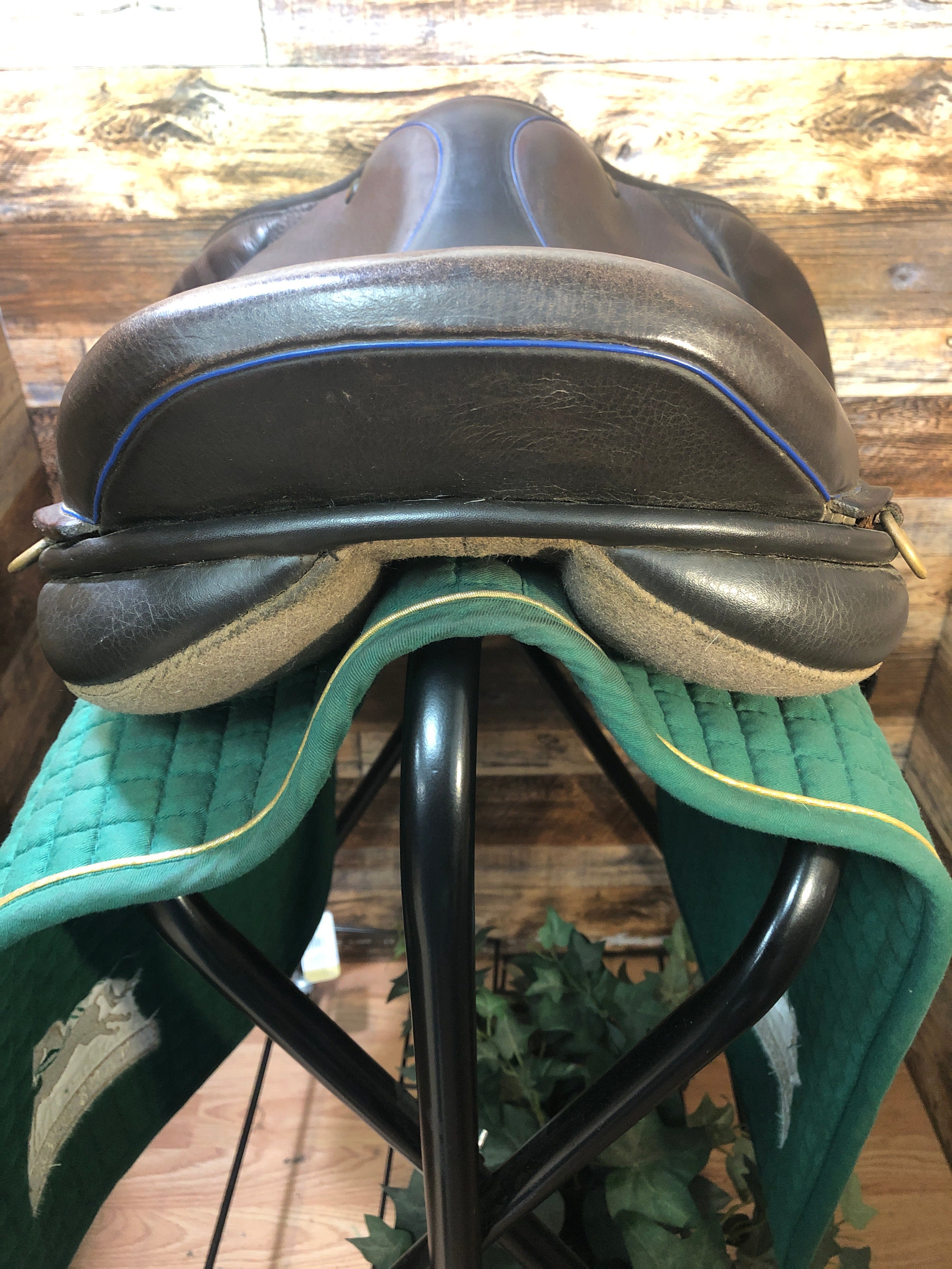 17.5" Black Country Tex Eventer Saddle