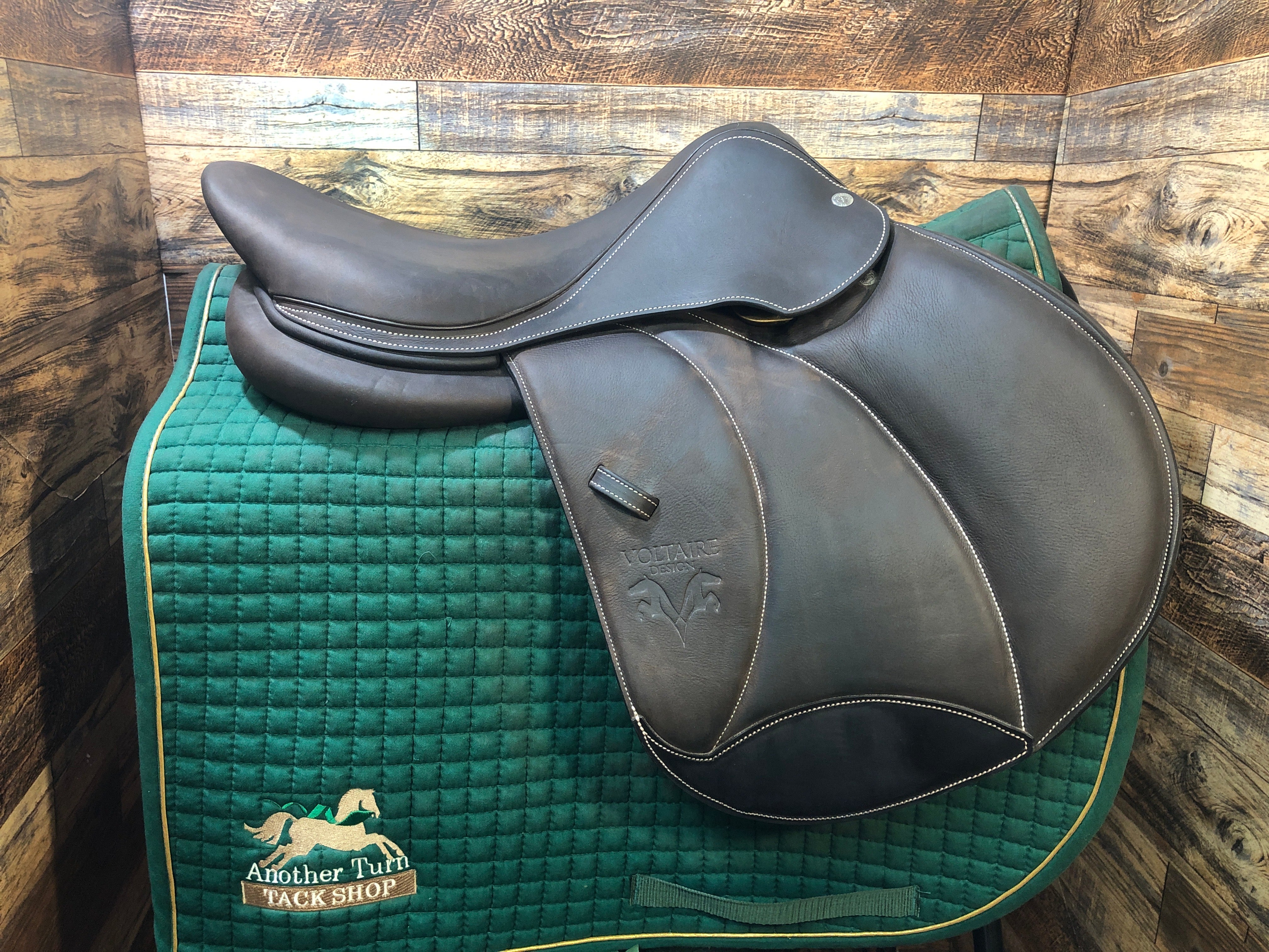 17" Voltaire Stuttgart Saddle (2023)