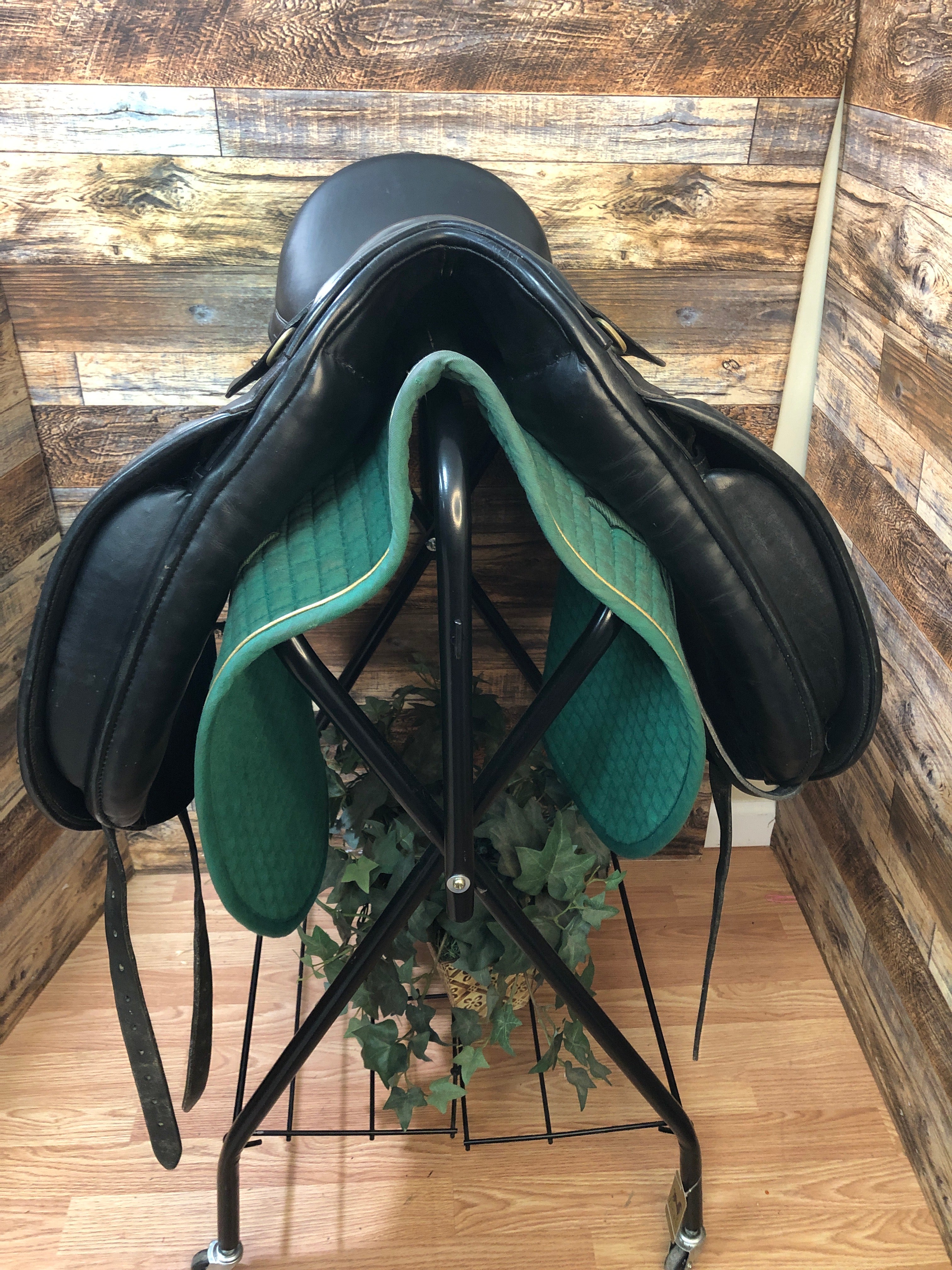 17.5" Circuit Dressage V Billetts