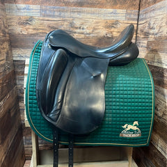 17.5" Wolfgang Solo Dressage Saddle