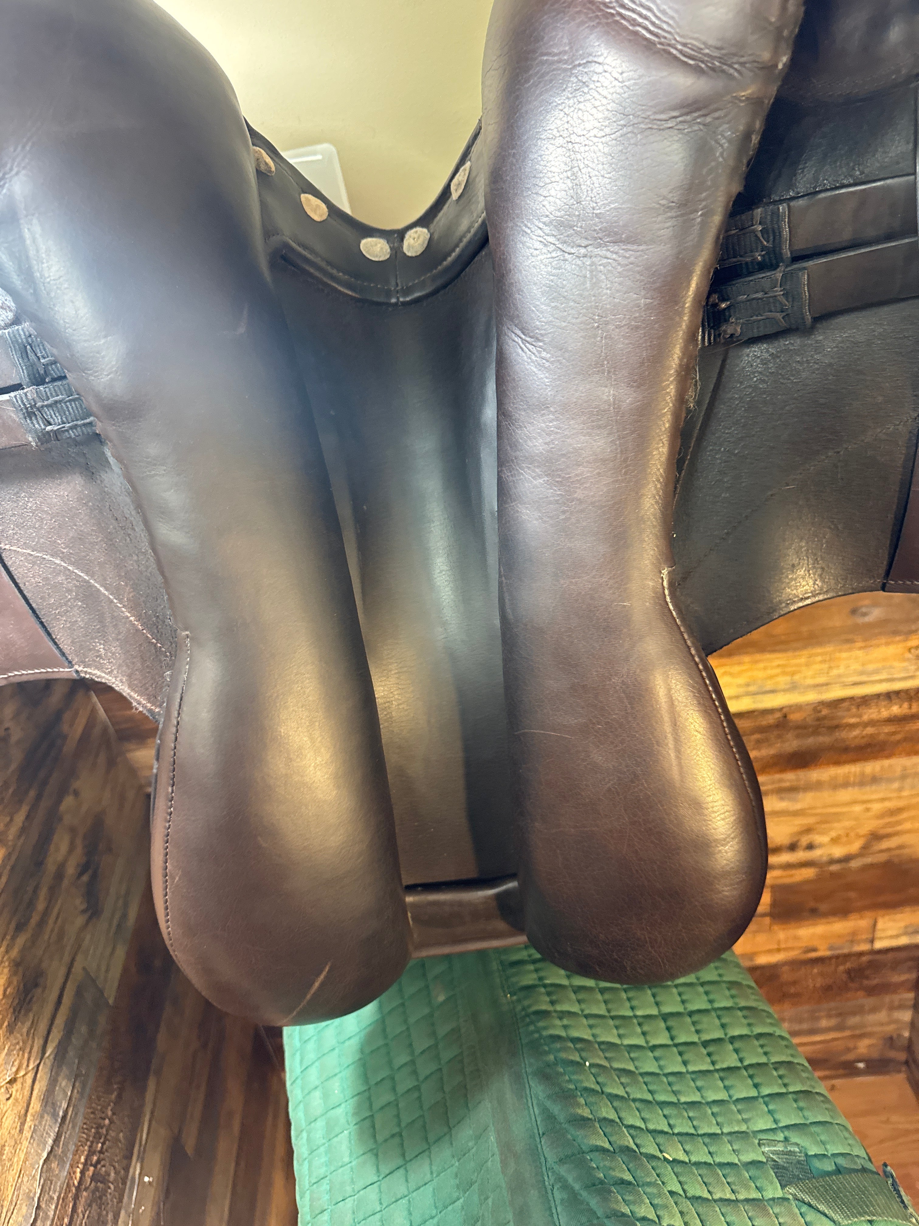 17.5" Frank Bains Reflex Saddle