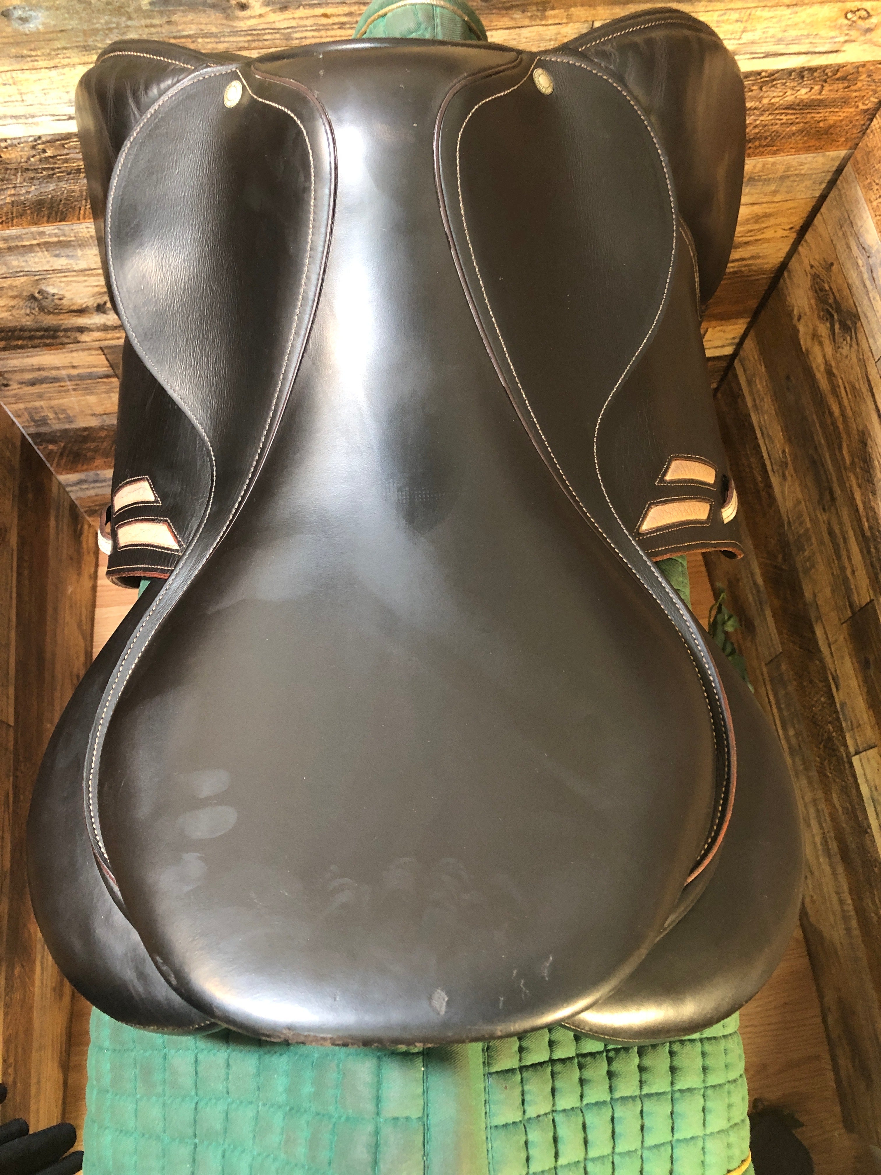17.5" Devoucoux Biarritzlab Jump Saddle