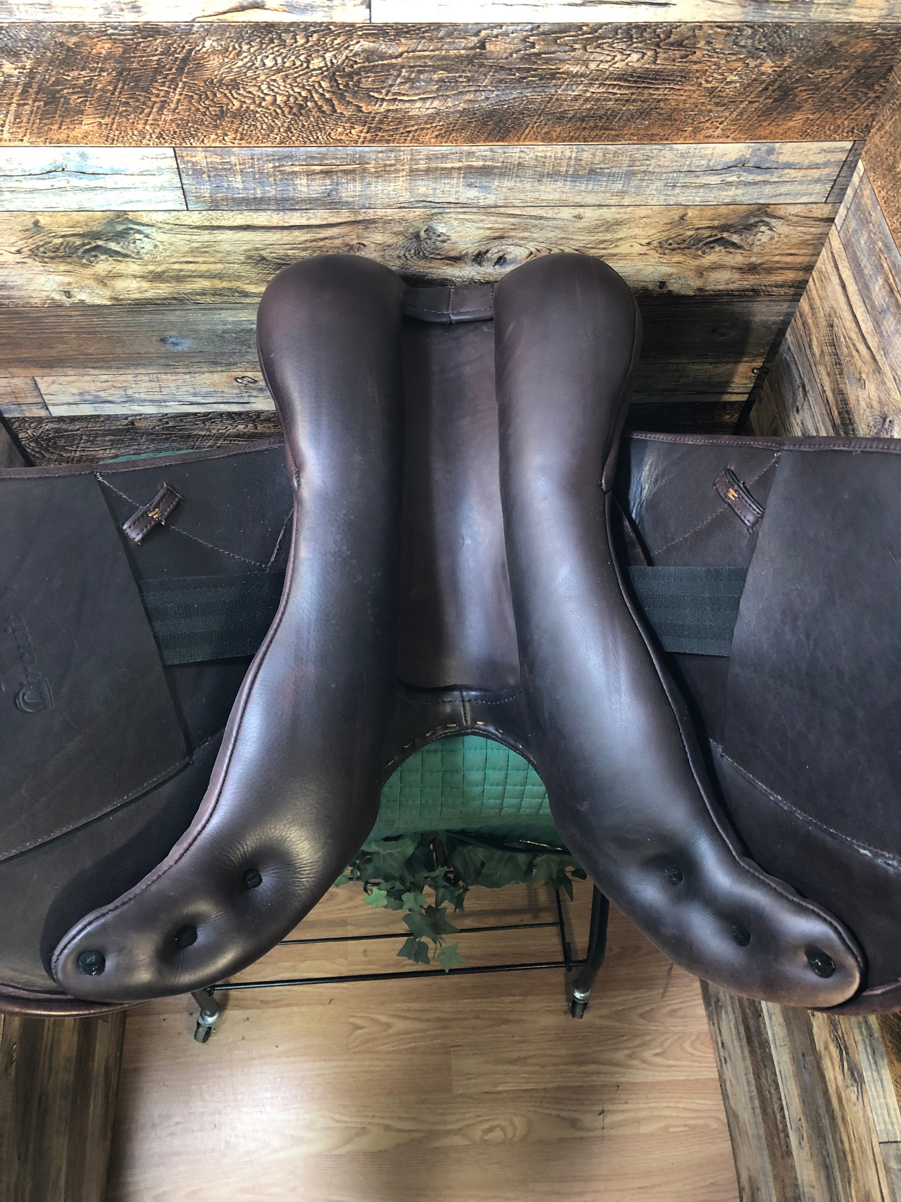 17" Dover Circuit Monoflap Jump Saddle