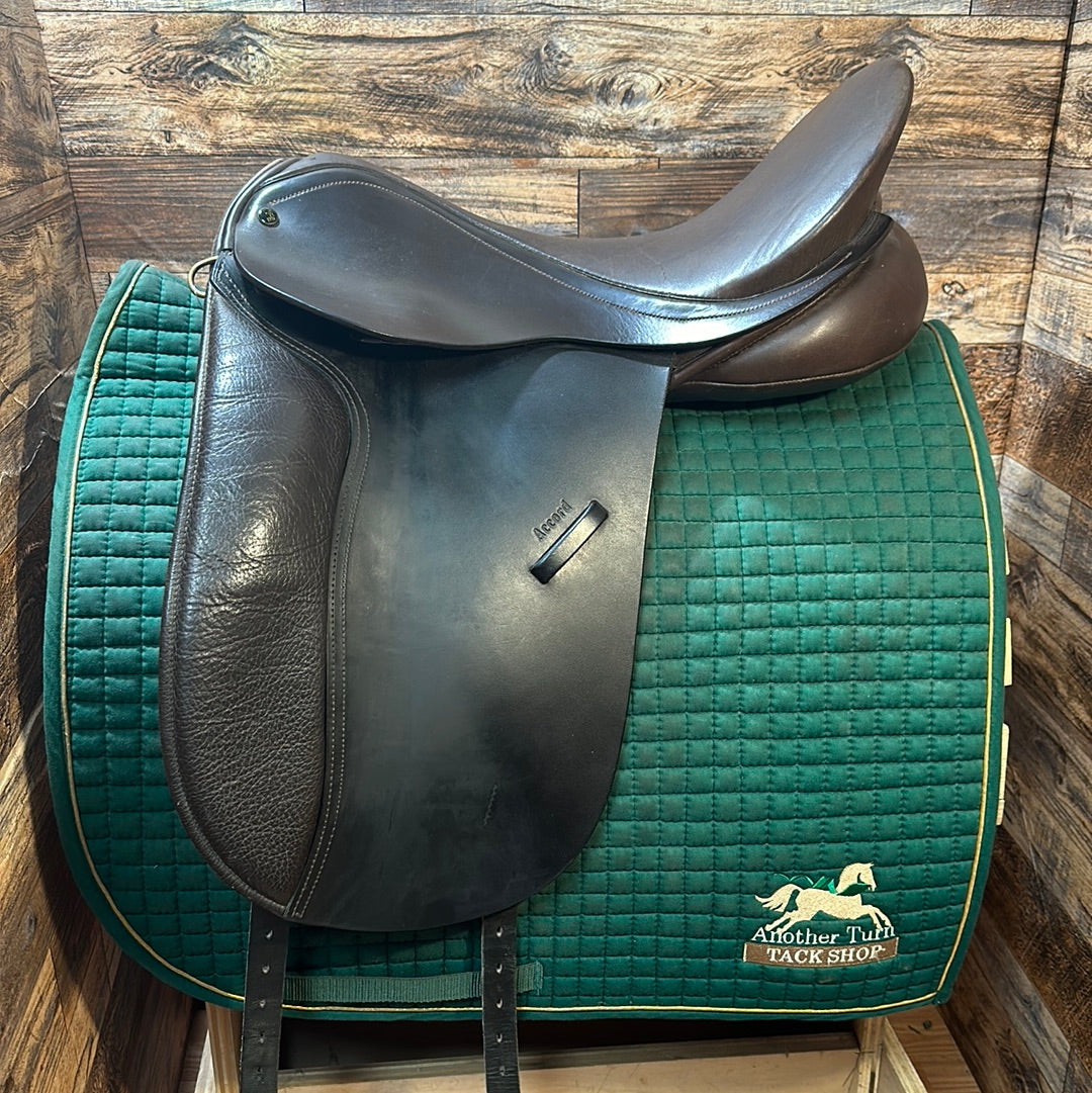 18" JRD Dressage Saddle, Brown