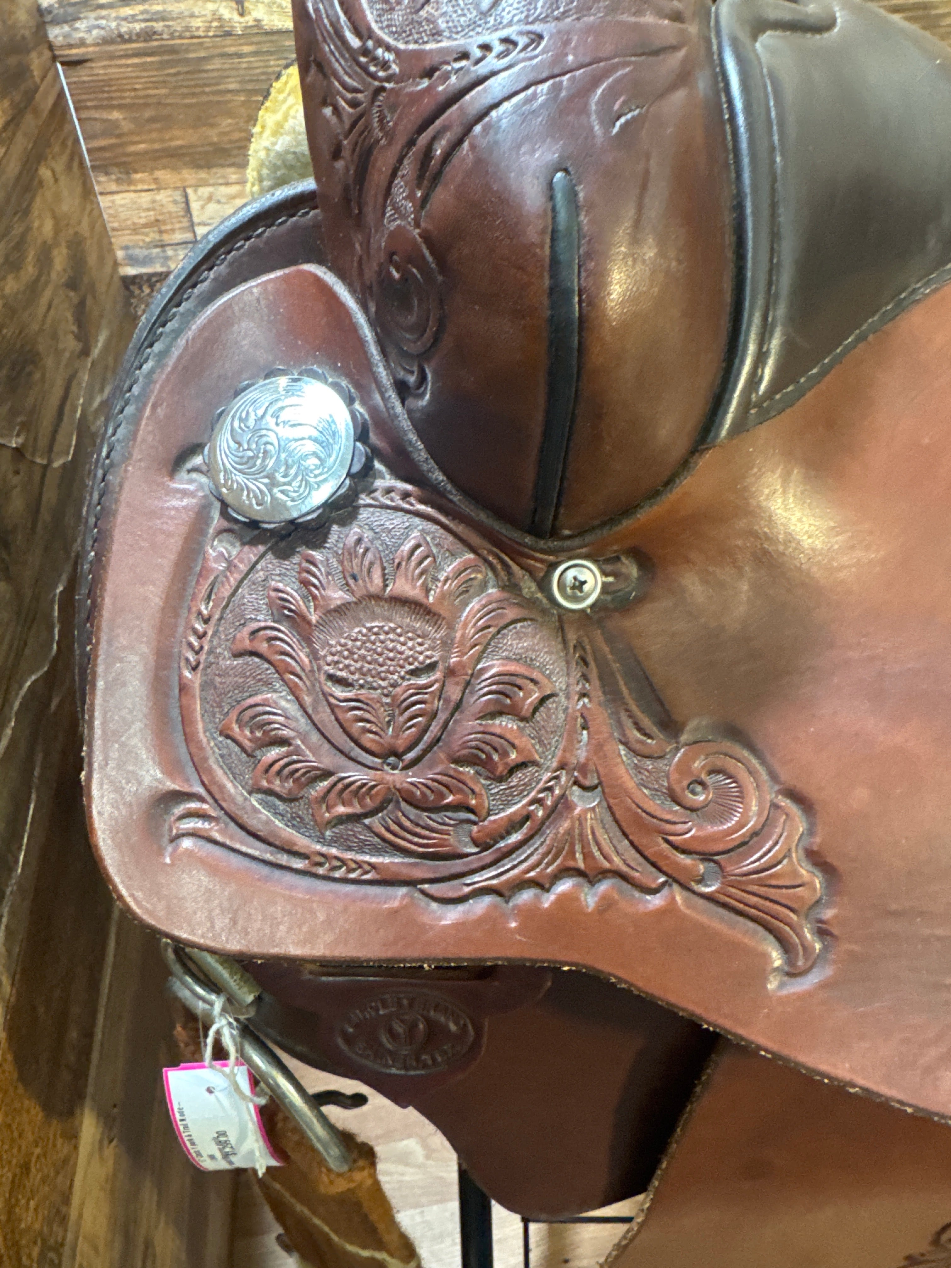 17" Circle Y Park & Trail Western Saddle Model 2406